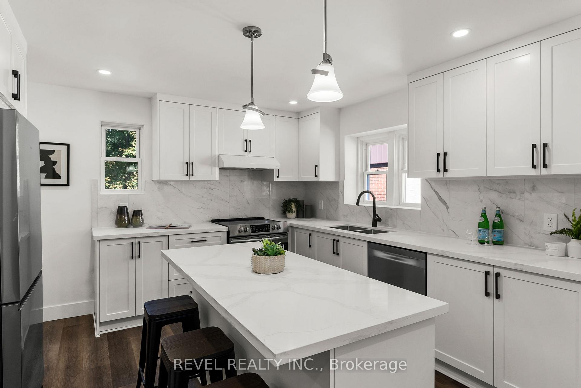 Photo 8 of 180 Hillcroft Street, Oshawa, O'Neill — HOMEH