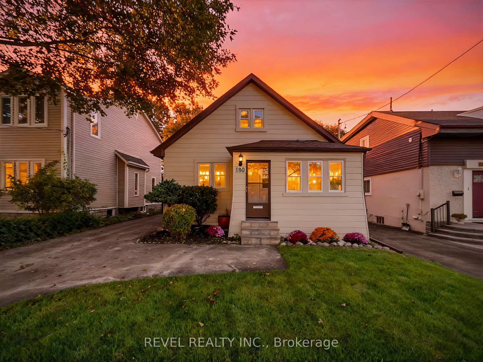 Photo 21 of 180 Hillcroft Street, Oshawa, O'Neill — HOMEH