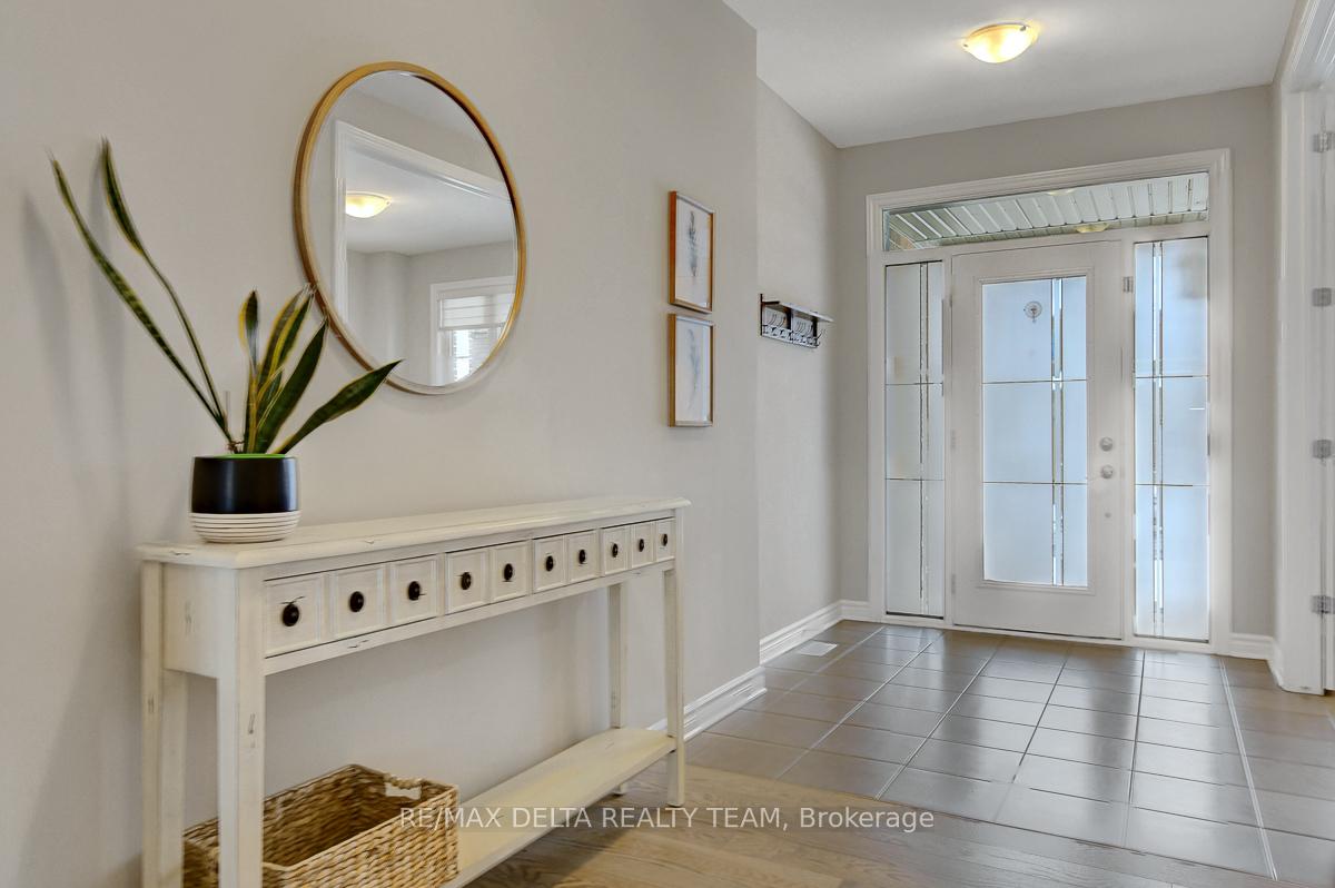 Photo 3 of 405 Hepatica Way, Ottawa, Avalon West — HOMEH