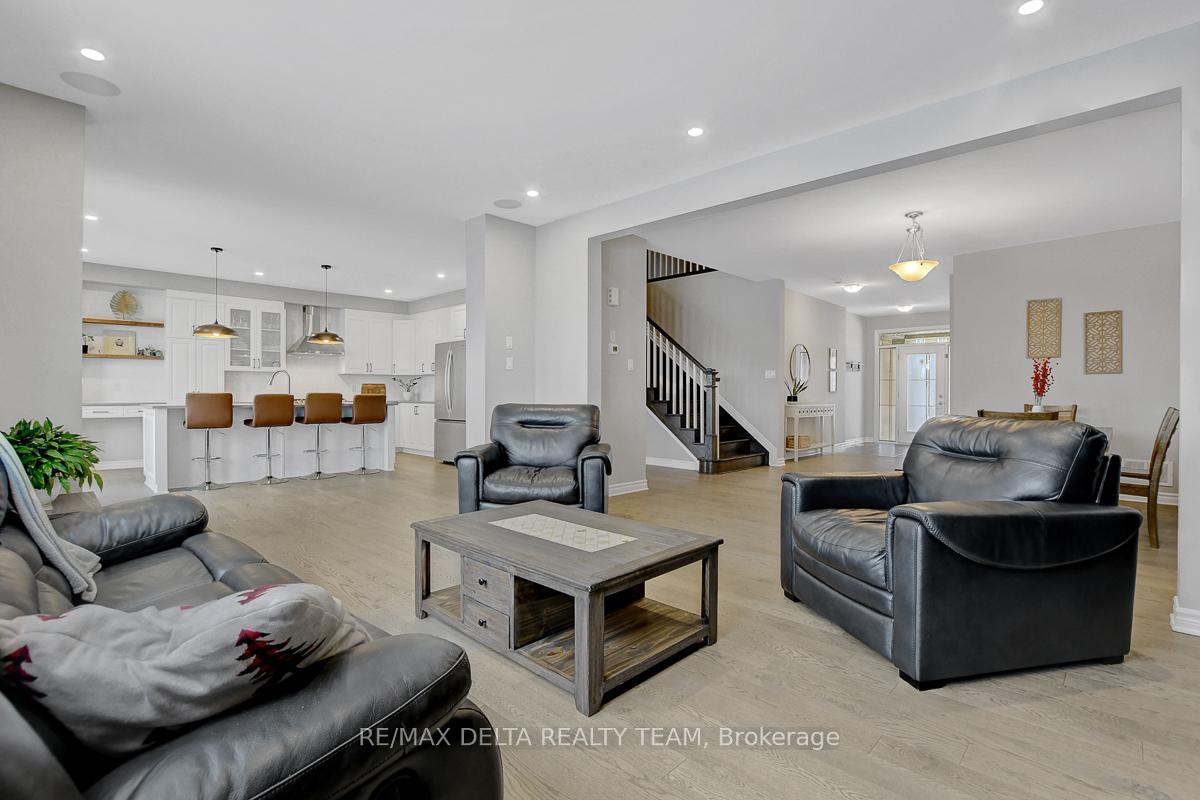 Photo 10 of 405 Hepatica Way, Ottawa, Avalon West — HOMEH