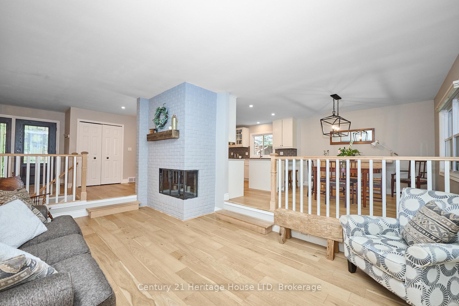 Photo 16 of 12 Deerpark Crescent, Pelham, Fonthill — HOMEH