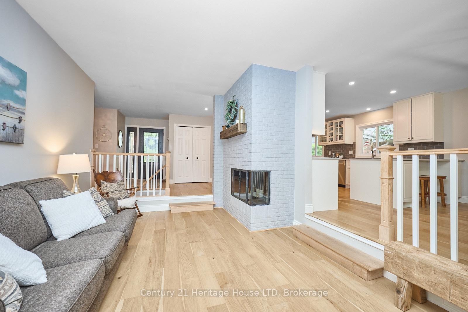 Photo 19 of 12 Deerpark Crescent, Pelham, Fonthill — HOMEH