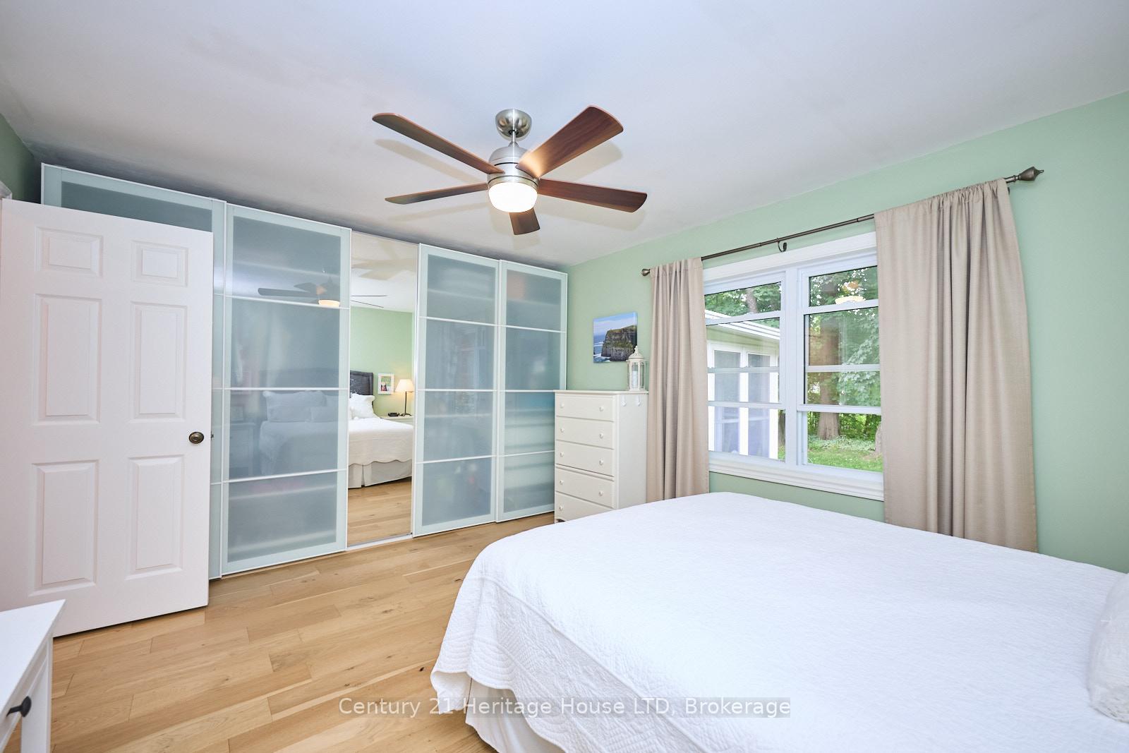 Photo 23 of 12 Deerpark Crescent, Pelham, Fonthill — HOMEH