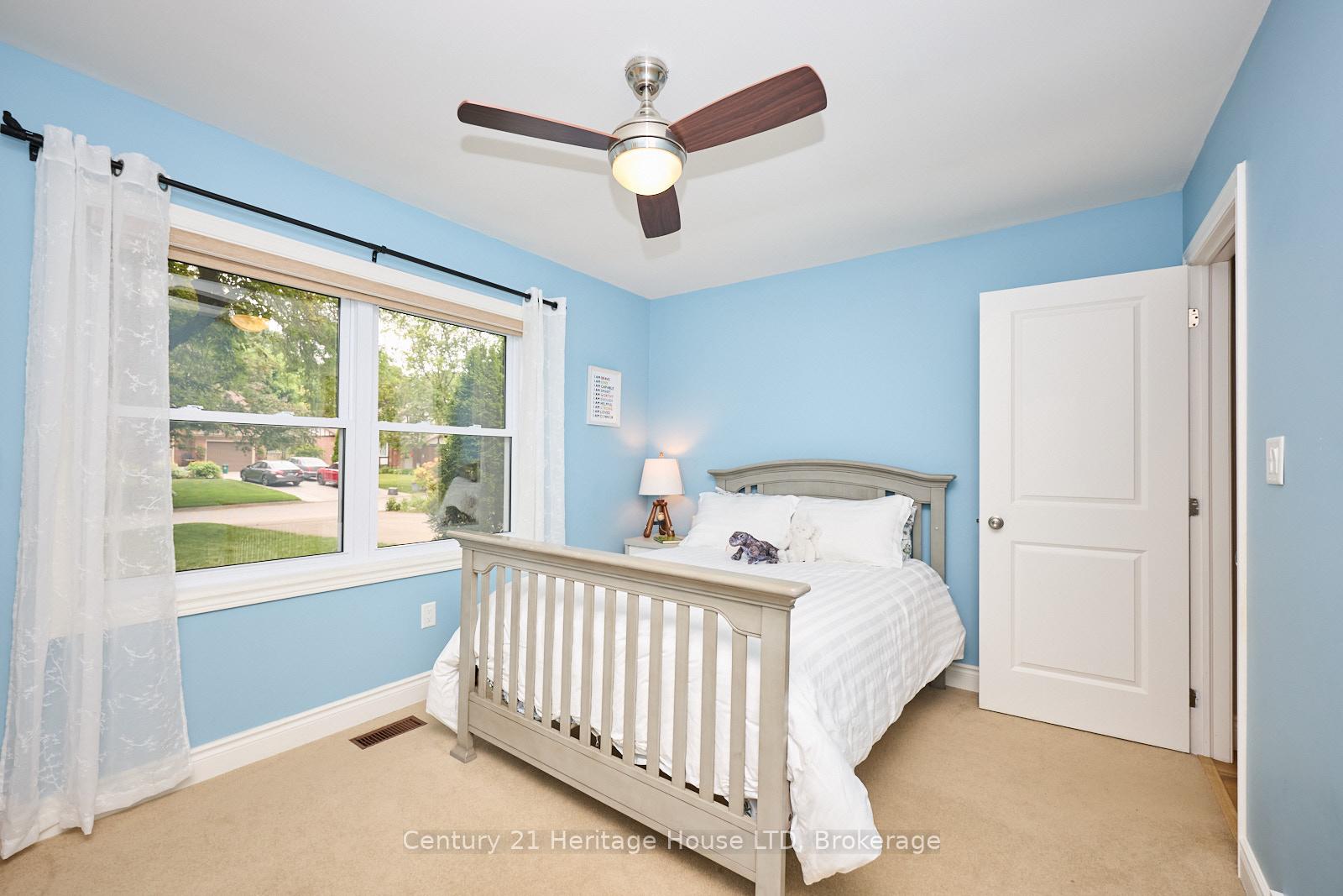 Photo 27 of 12 Deerpark Crescent, Pelham, Fonthill — HOMEH