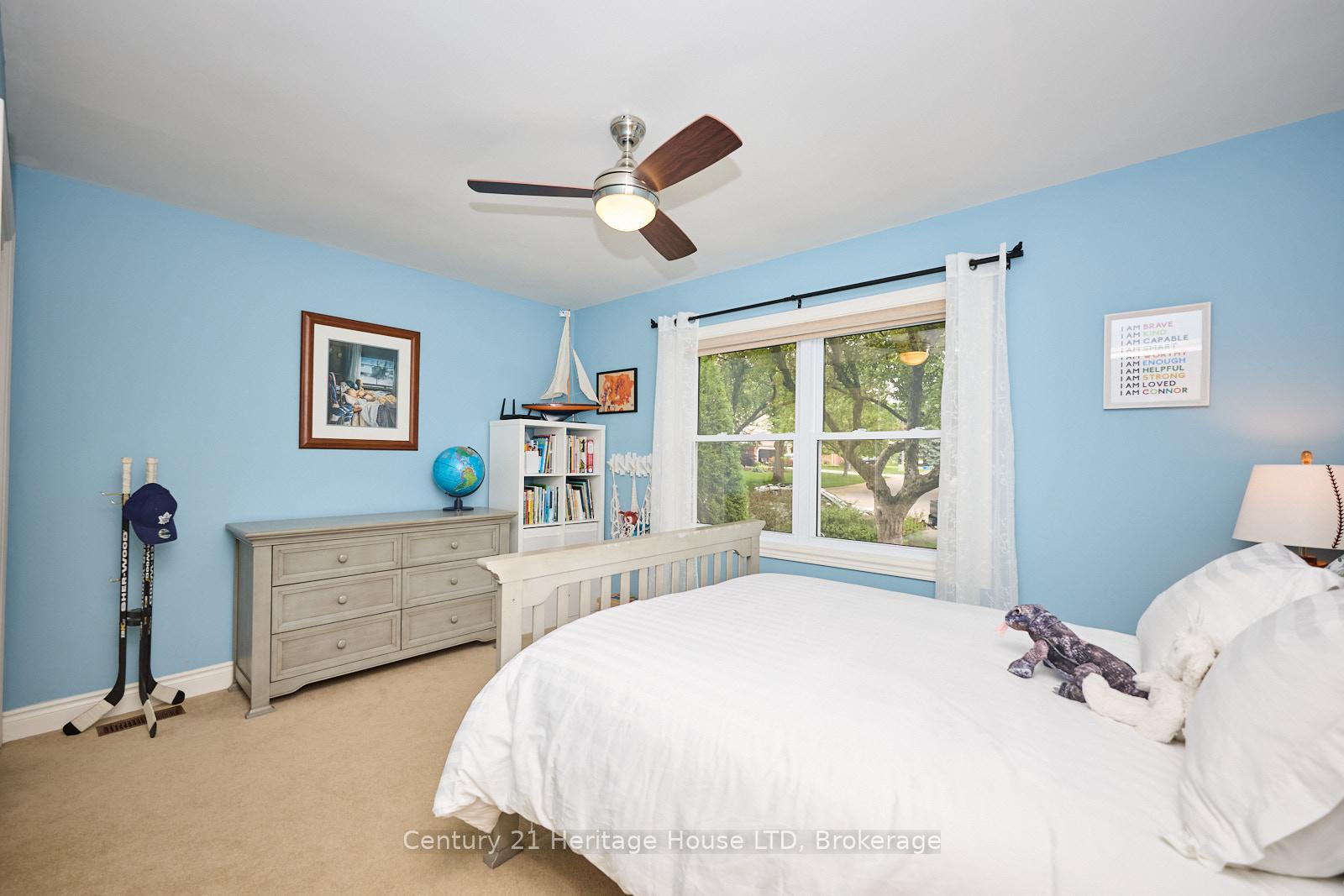 Photo 28 of 12 Deerpark Crescent, Pelham, Fonthill — HOMEH