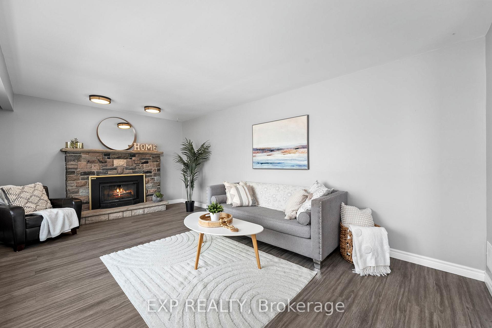 Photo 7 of 143 Westmount Drive N, Orillia — HOMEH