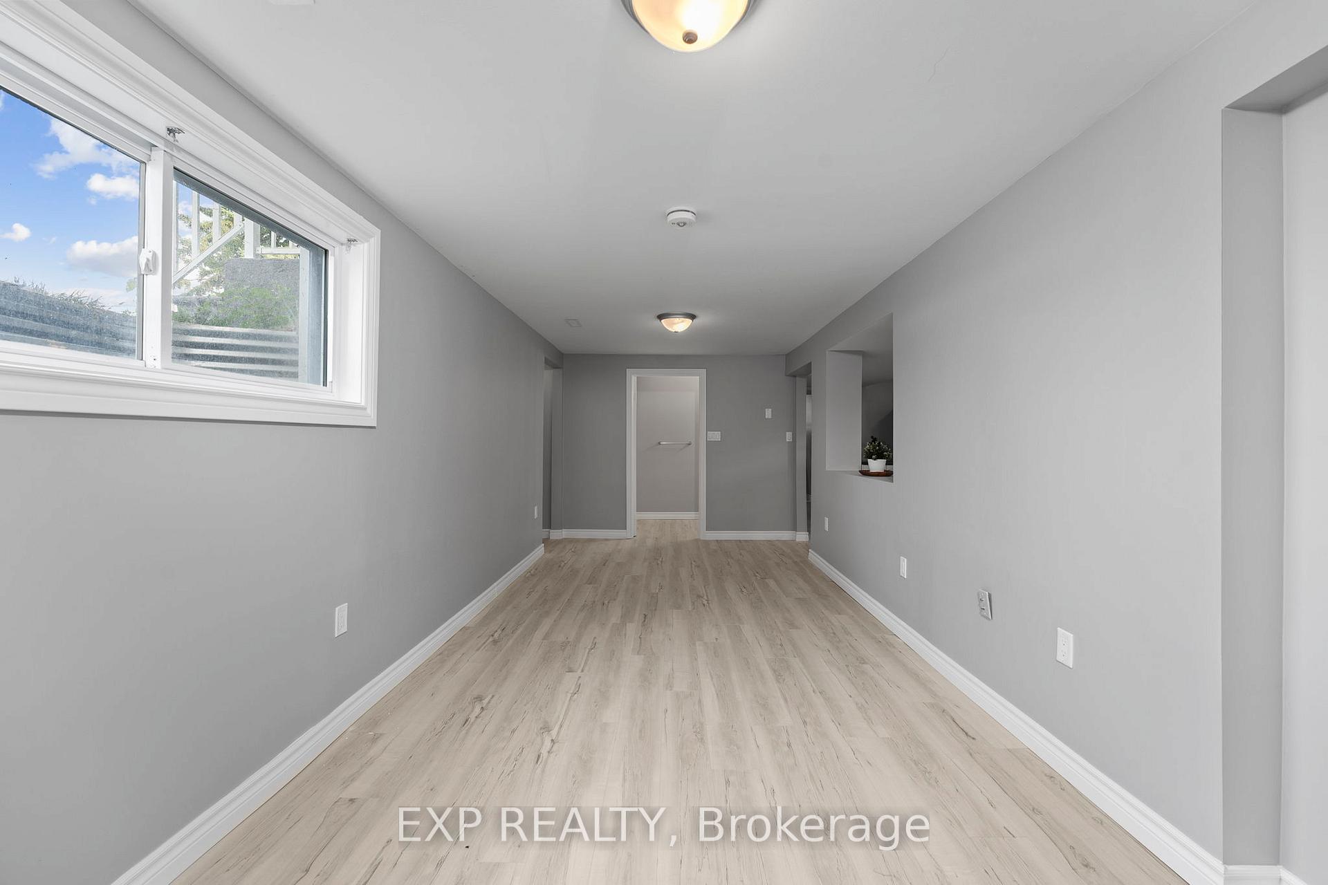 Photo 23 of 143 Westmount Drive N, Orillia — HOMEH