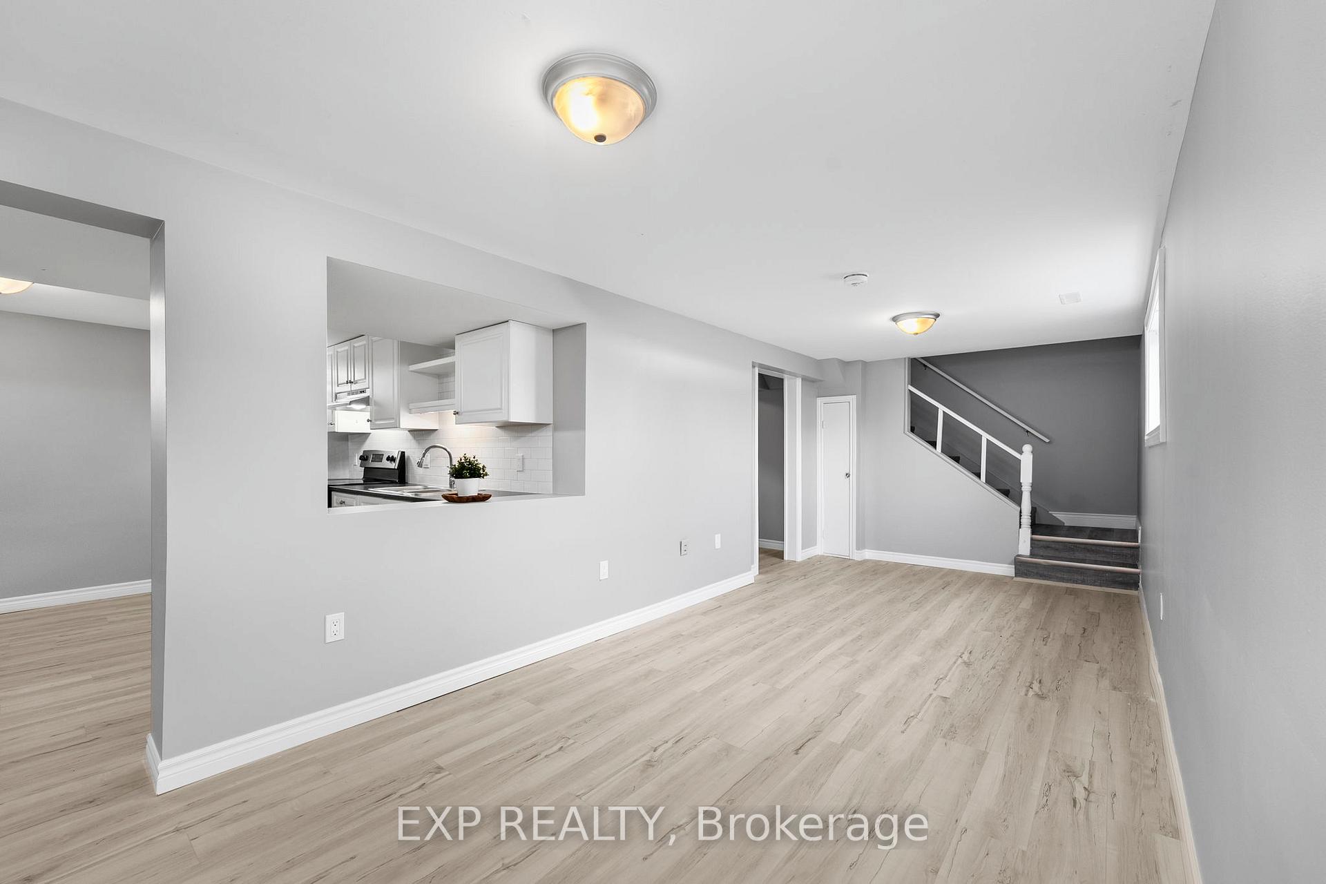 Photo 25 of 143 Westmount Drive N, Orillia — HOMEH