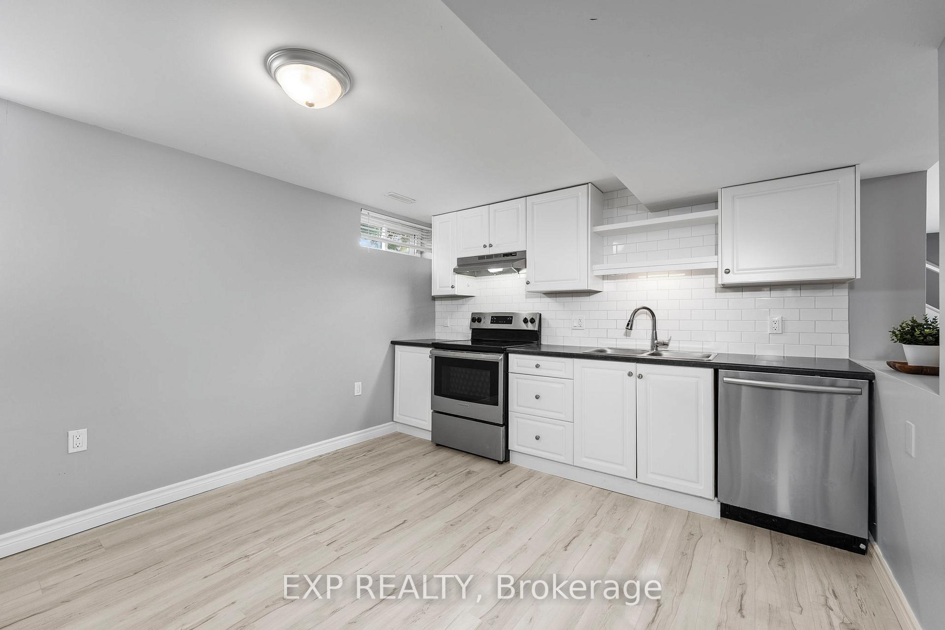 Photo 27 of 143 Westmount Drive N, Orillia — HOMEH