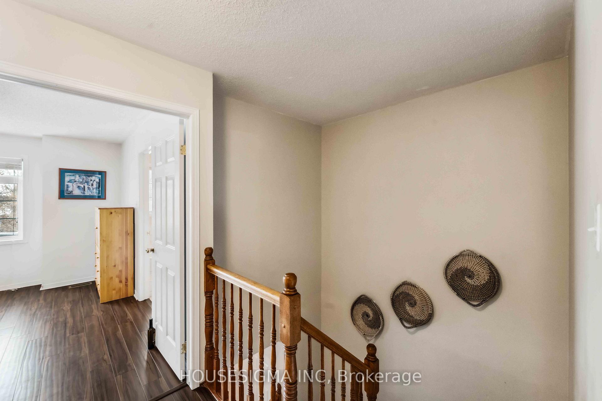 Photo 26 of 22 Carwood Circle, Ottawa, Carson Meadows — HOMEH