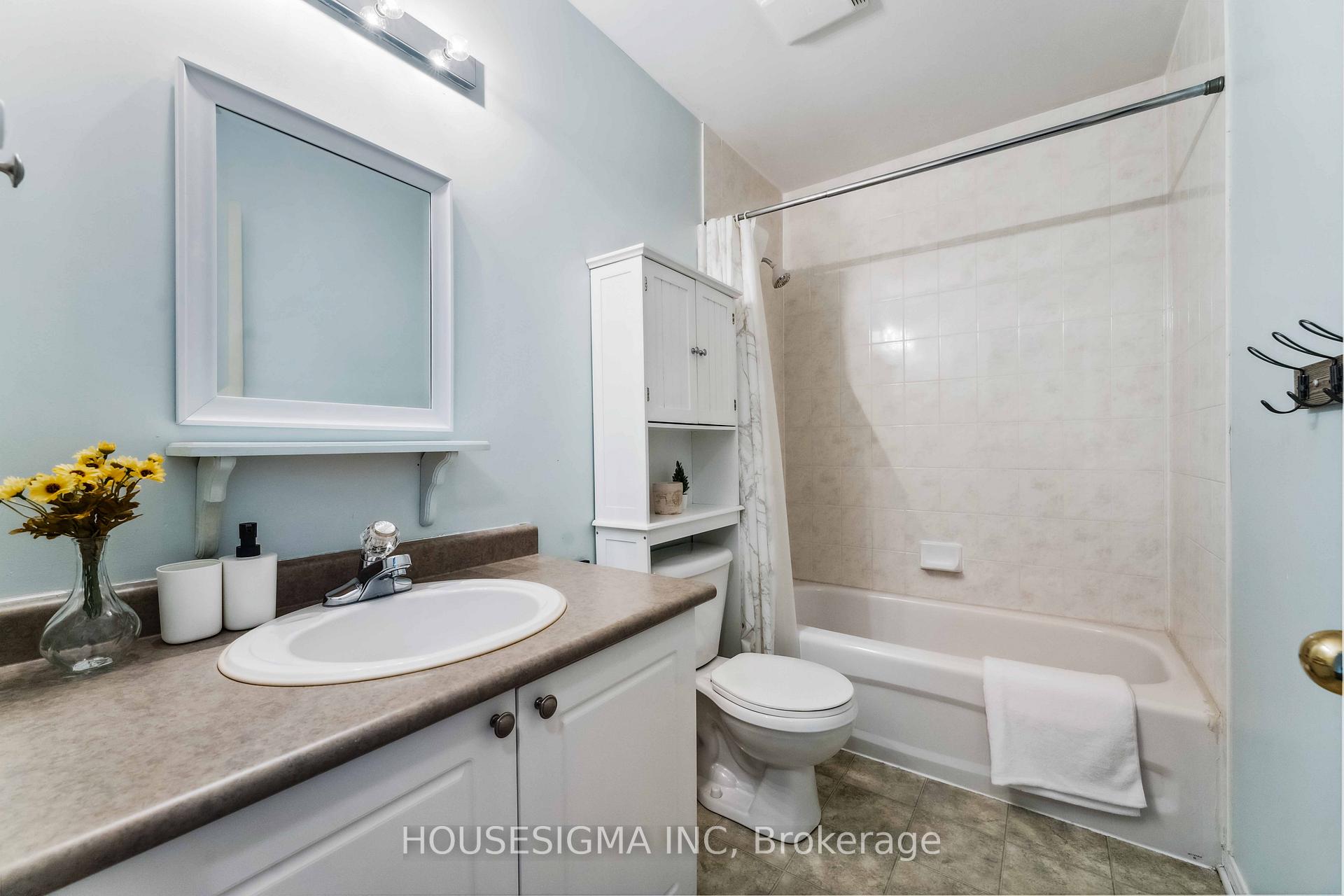 Photo 36 of 22 Carwood Circle, Ottawa, Carson Meadows — HOMEH