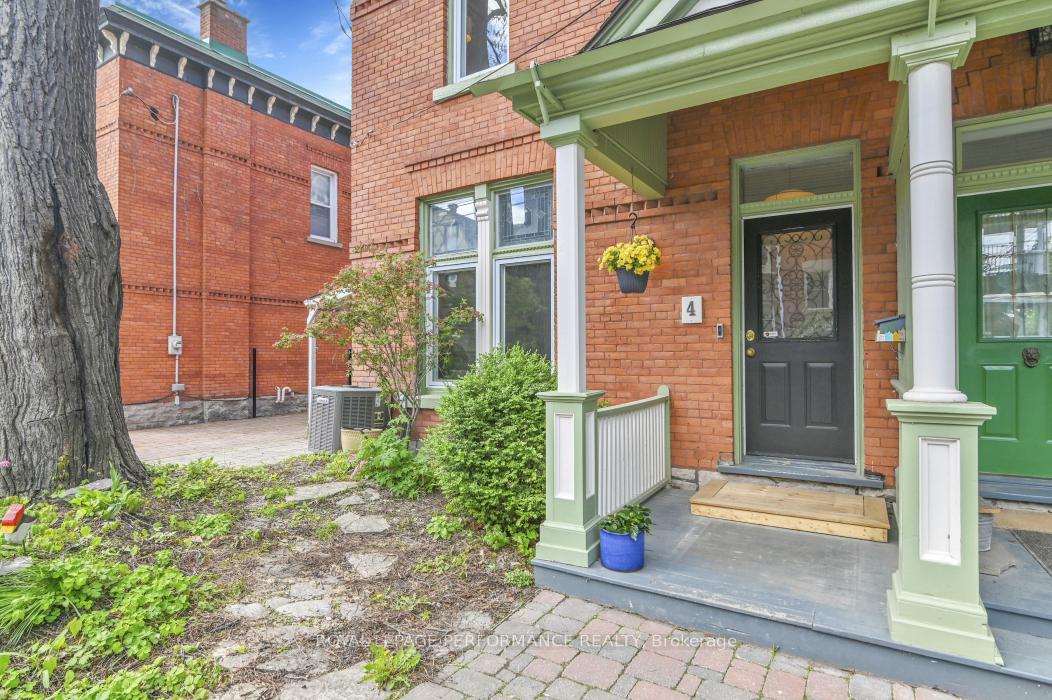 Photo 3 of 4 Hartington Place, Ottawa, Ottawa Centre/Golden Triangle — HOMEH