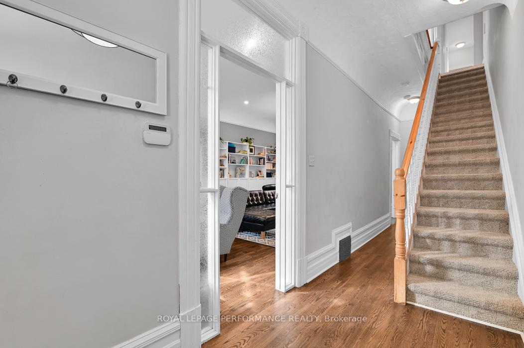 Photo 6 of 4 Hartington Place, Ottawa, Ottawa Centre/Golden Triangle — HOMEH