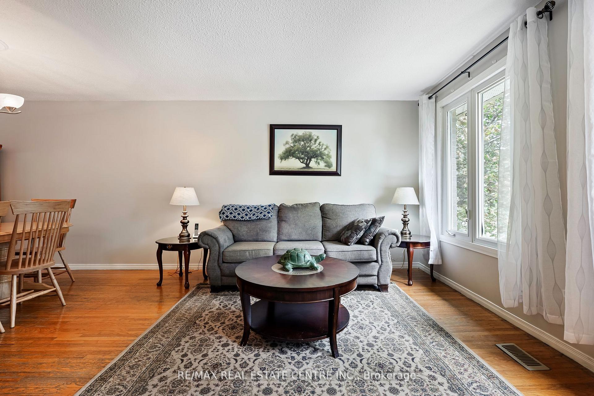 Photo 6 of 83 Brenda Boulevard, Orangeville — HOMEH