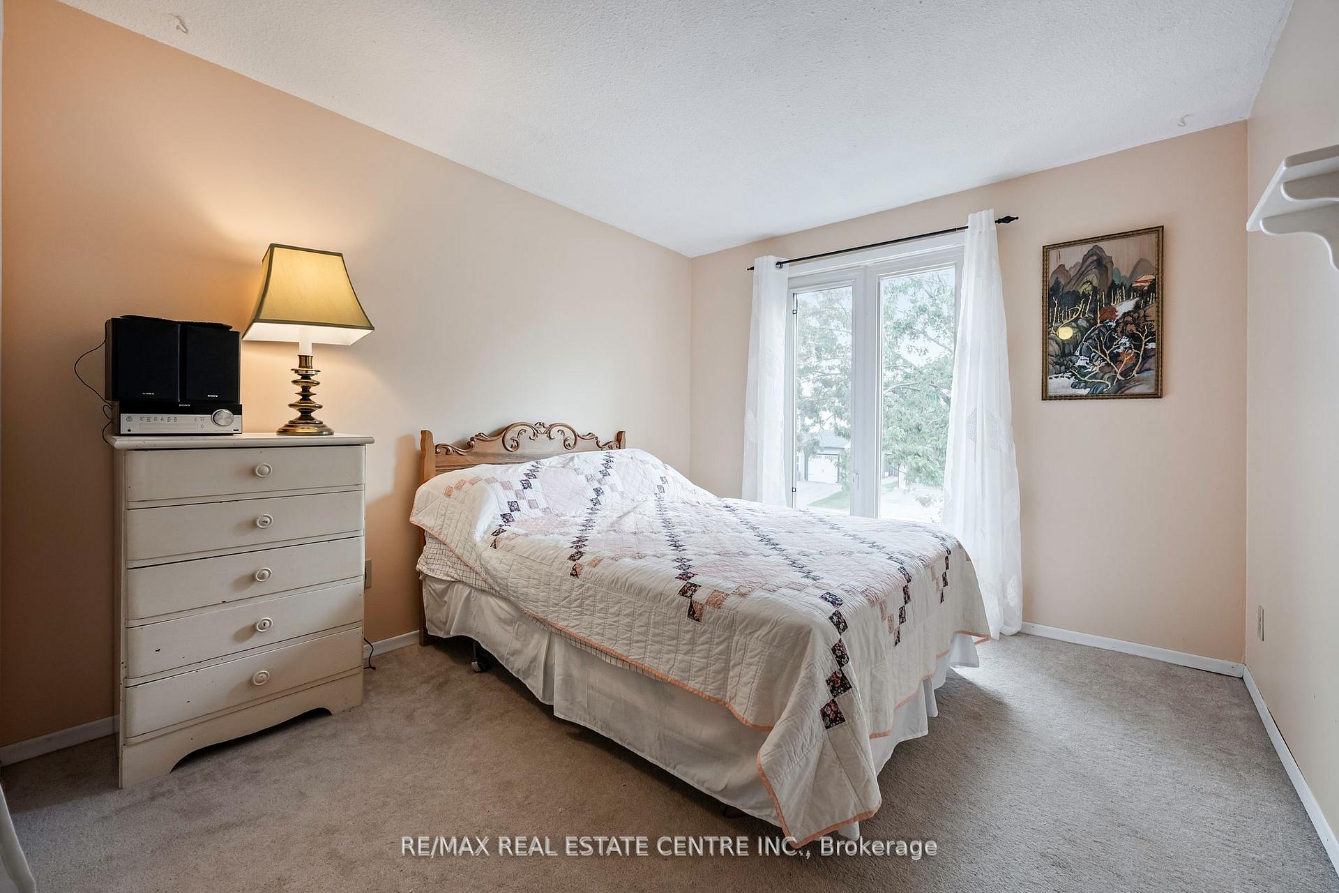Photo 18 of 83 Brenda Boulevard, Orangeville — HOMEH