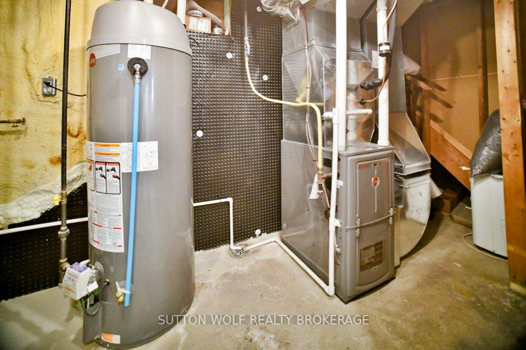 Photo 4 of 30458 Sylvan Road, North Middlesex, Rural North Middlesex — HOMEH