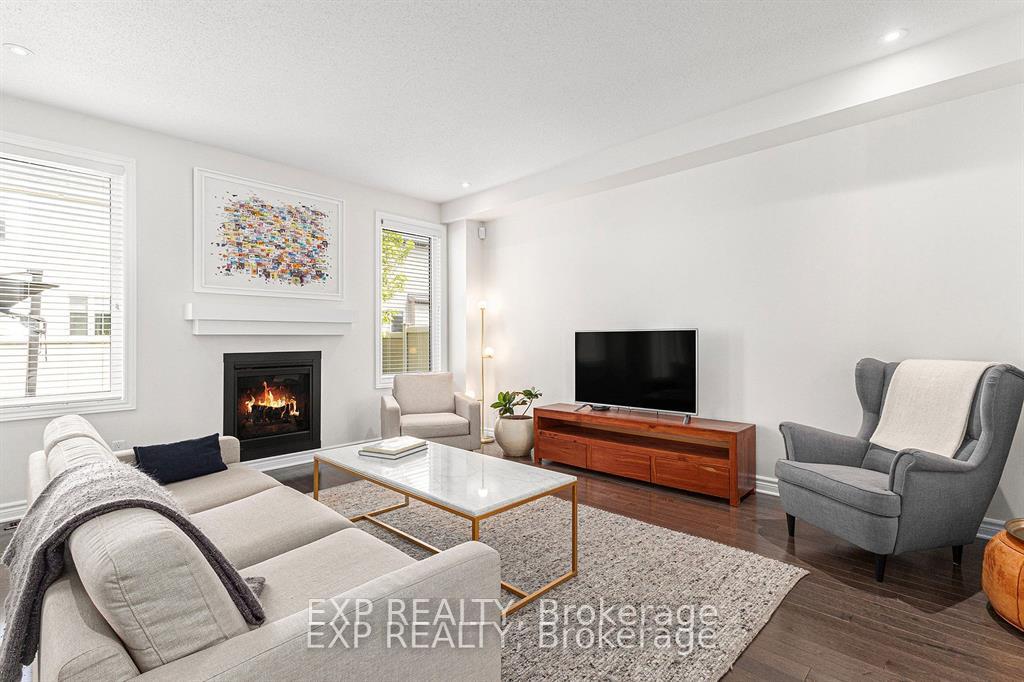 Photo 8 of 304 Locust Ridge, Ottawa, Mer Bleue/Bradley Estates/Anderson Park — HOMEH