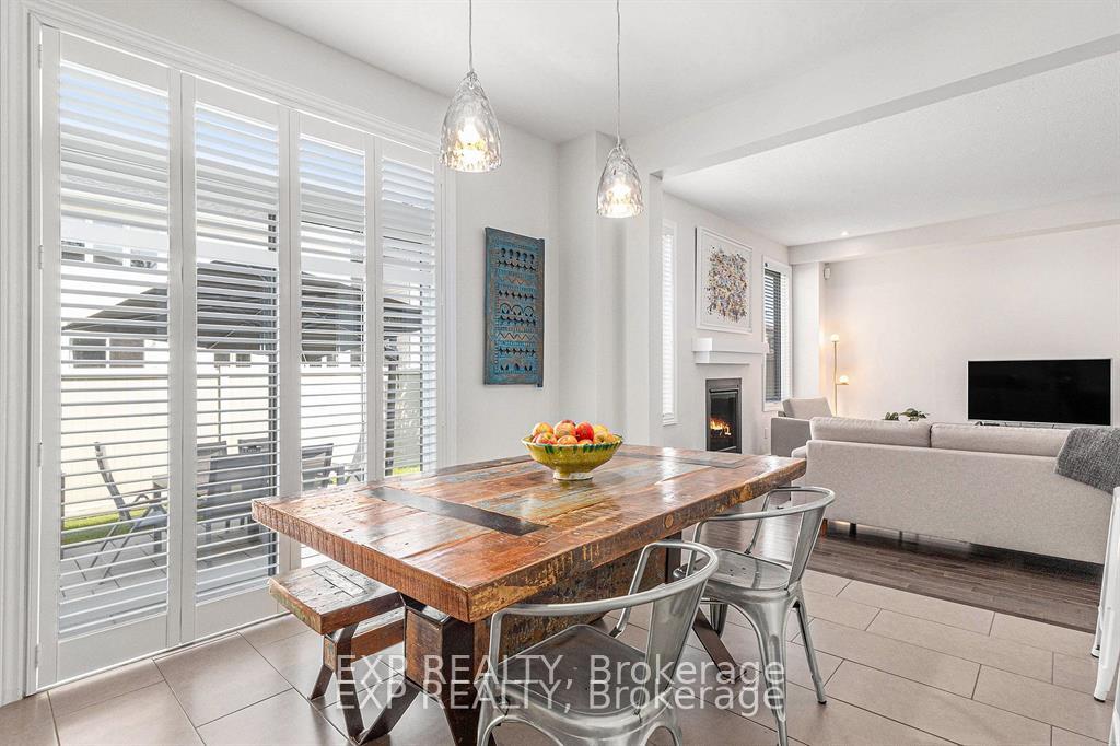 Photo 11 of 304 Locust Ridge, Ottawa, Mer Bleue/Bradley Estates/Anderson Park — HOMEH