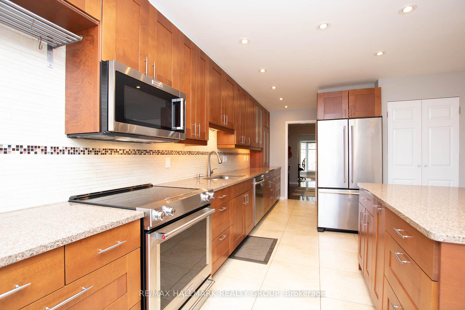 Photo 14 of 22 Central Avenue, Ottawa, Ottawa Centre/Golden Triangle — HOMEH
