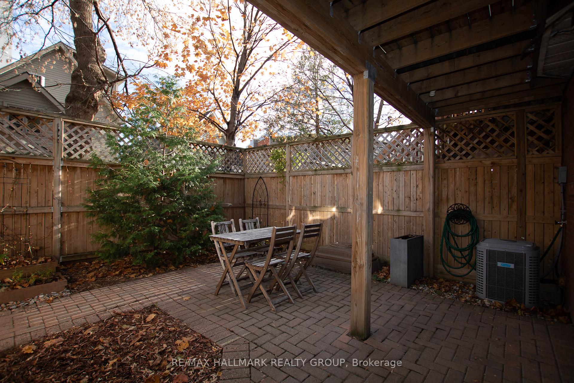 Photo 39 of 22 Central Avenue, Ottawa, Ottawa Centre/Golden Triangle — HOMEH