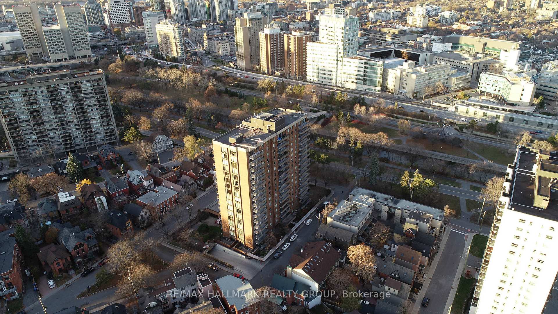 Photo 44 of 22 Central Avenue, Ottawa, Ottawa Centre/Golden Triangle — HOMEH