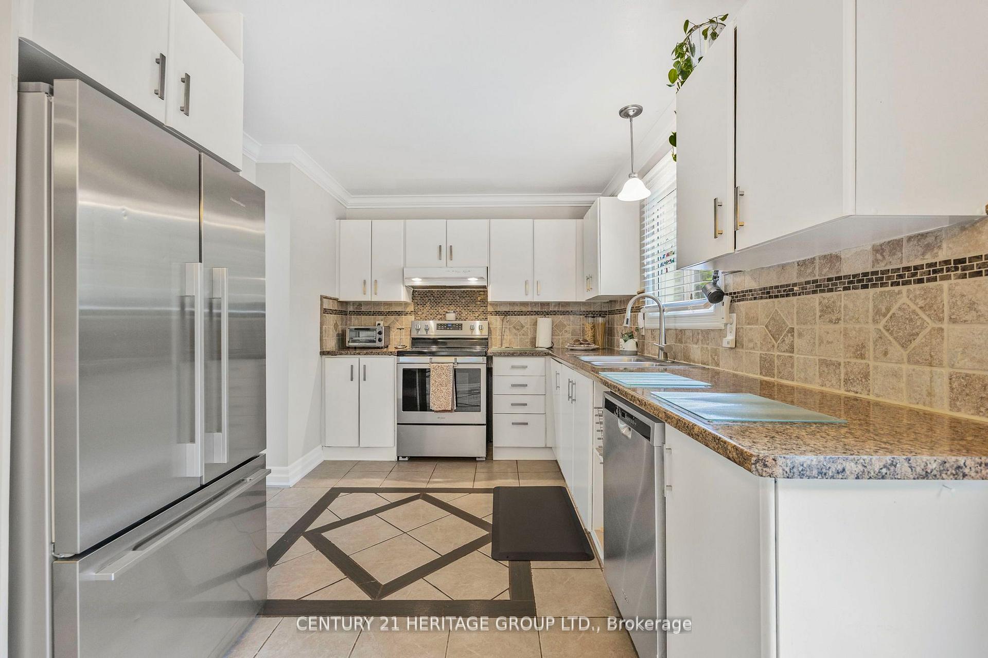 Photo 15 of 46 Adeline Avenue, New Tecumseth, Tottenham — HOMEH