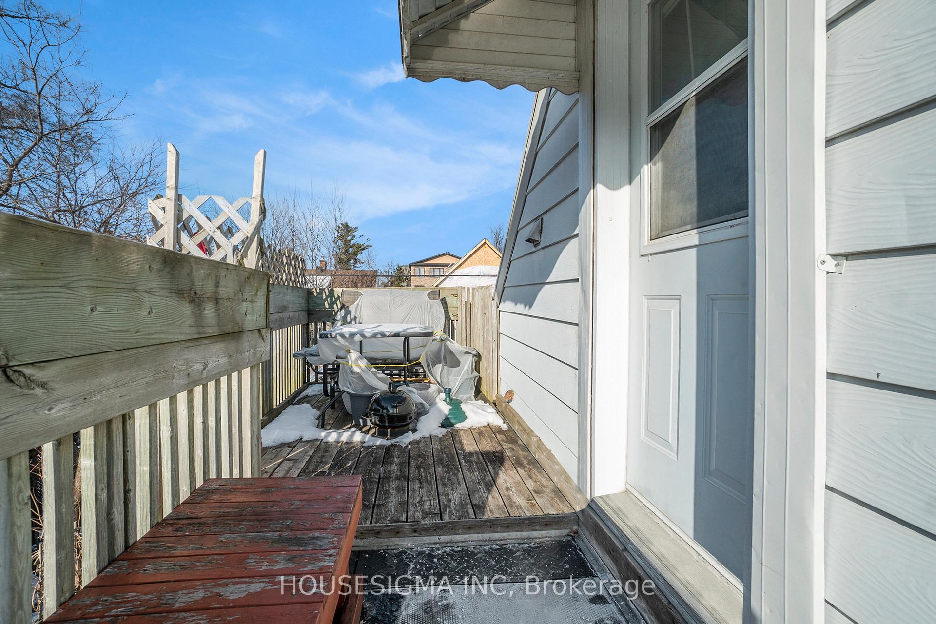 Photo 13 of 121 Prince Albert Street, Ottawa, Overbrook/Castle Heights — HOMEH