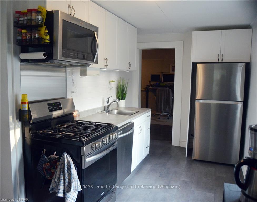 Photo 10 of 225 Hamilton Street, North Huron, Blyth — HOMEH