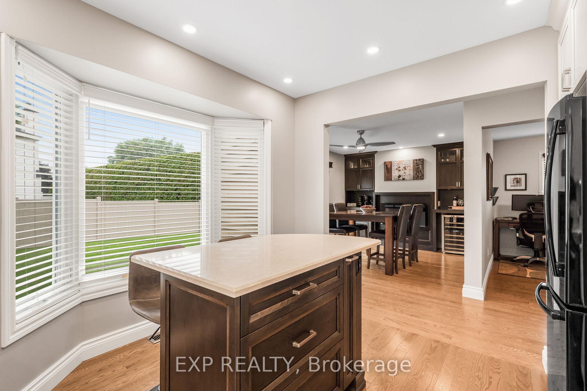 Photo 13 of 1660 Champneuf Drive, Ottawa, Chateauneuf — HOMEH