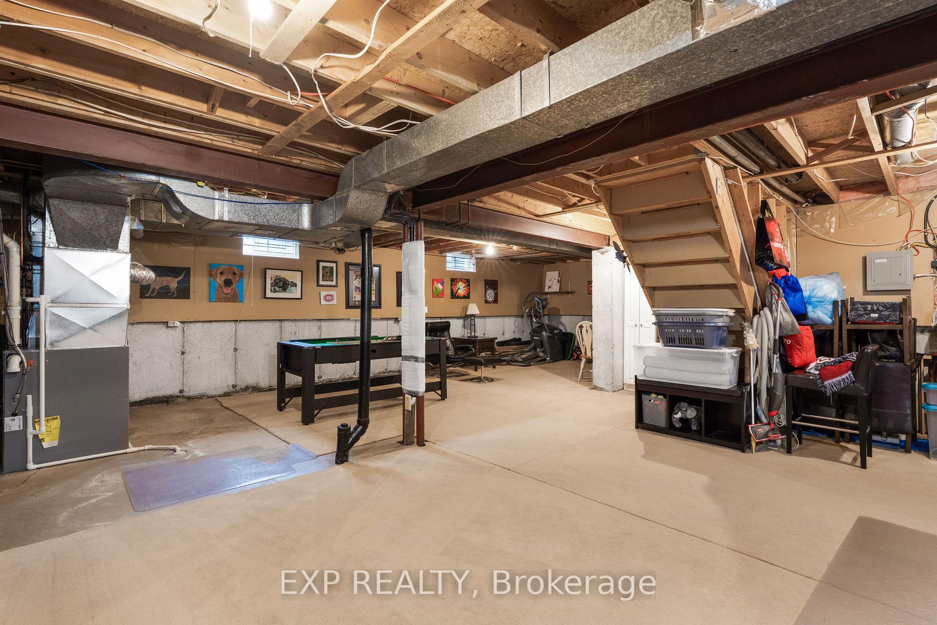 Photo 19 of 1660 Champneuf Drive, Ottawa, Chateauneuf — HOMEH