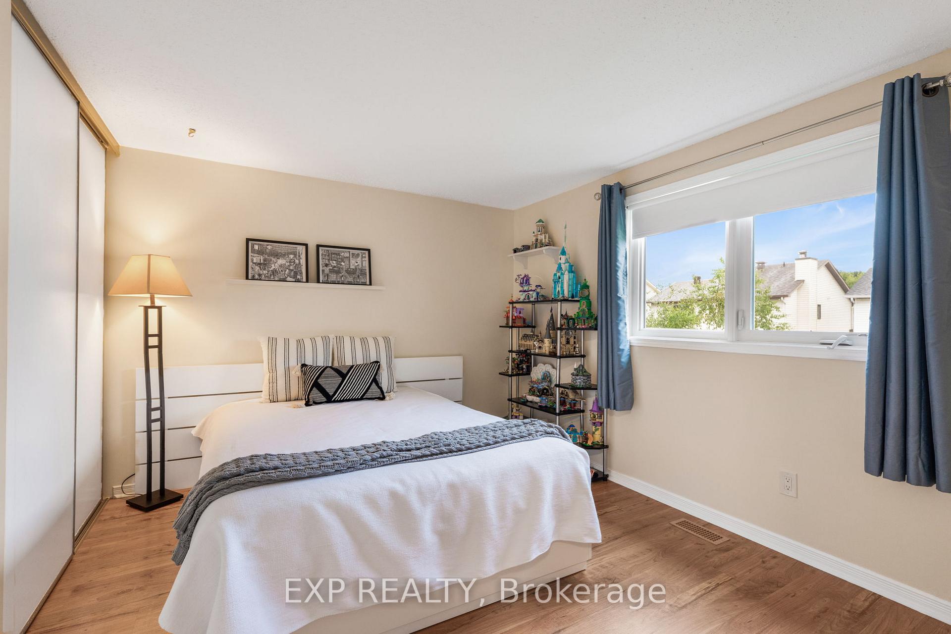 Photo 22 of 1660 Champneuf Drive, Ottawa, Chateauneuf — HOMEH