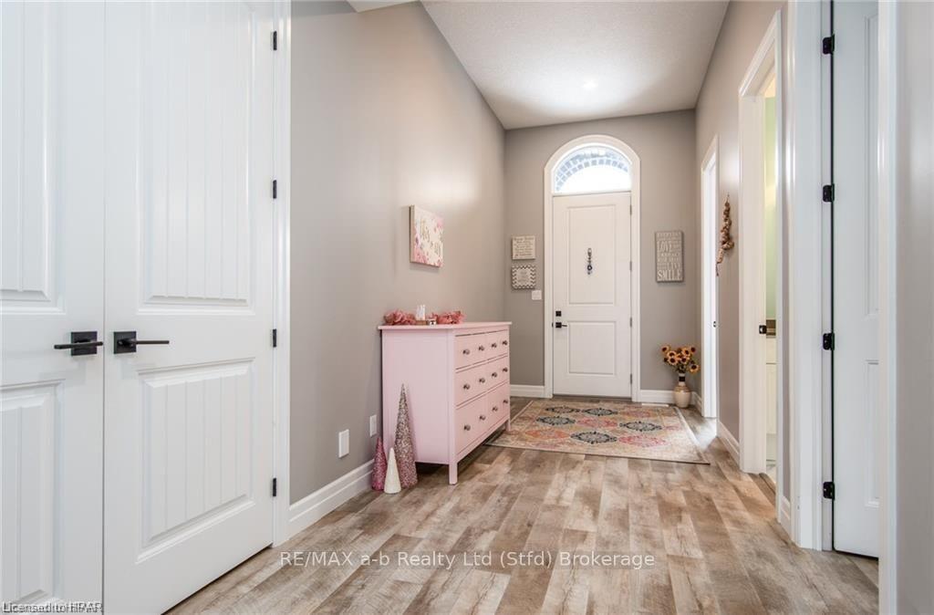 Photo 8 of 77 Reagan Street, Perth East, Milverton — HOMEH