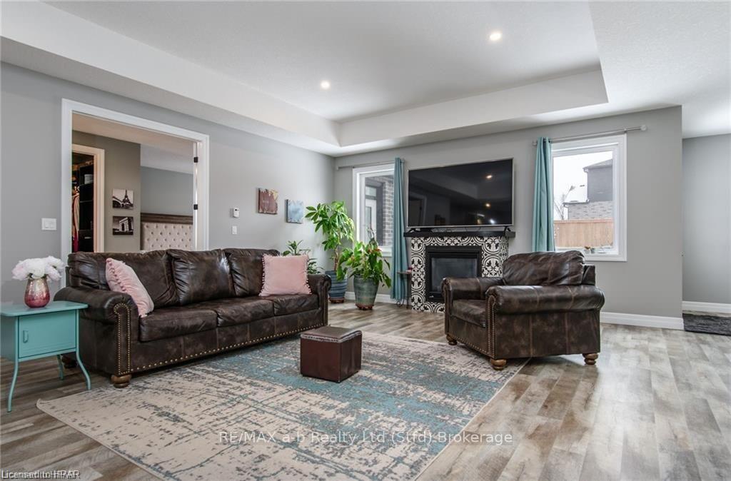 Photo 9 of 77 Reagan Street, Perth East, Milverton — HOMEH