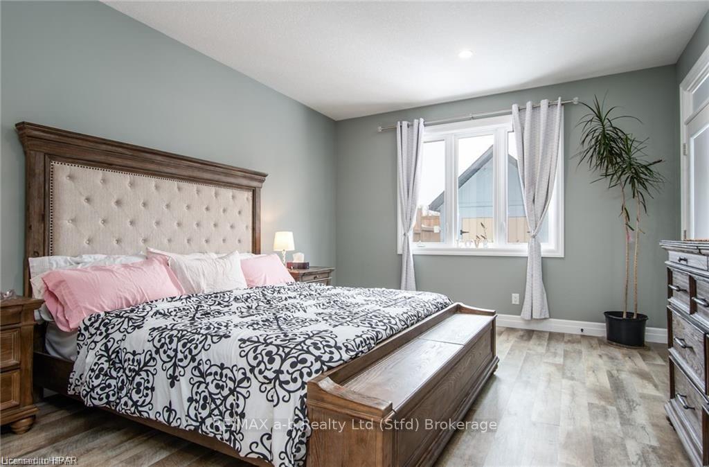 Photo 22 of 77 Reagan Street, Perth East, Milverton — HOMEH