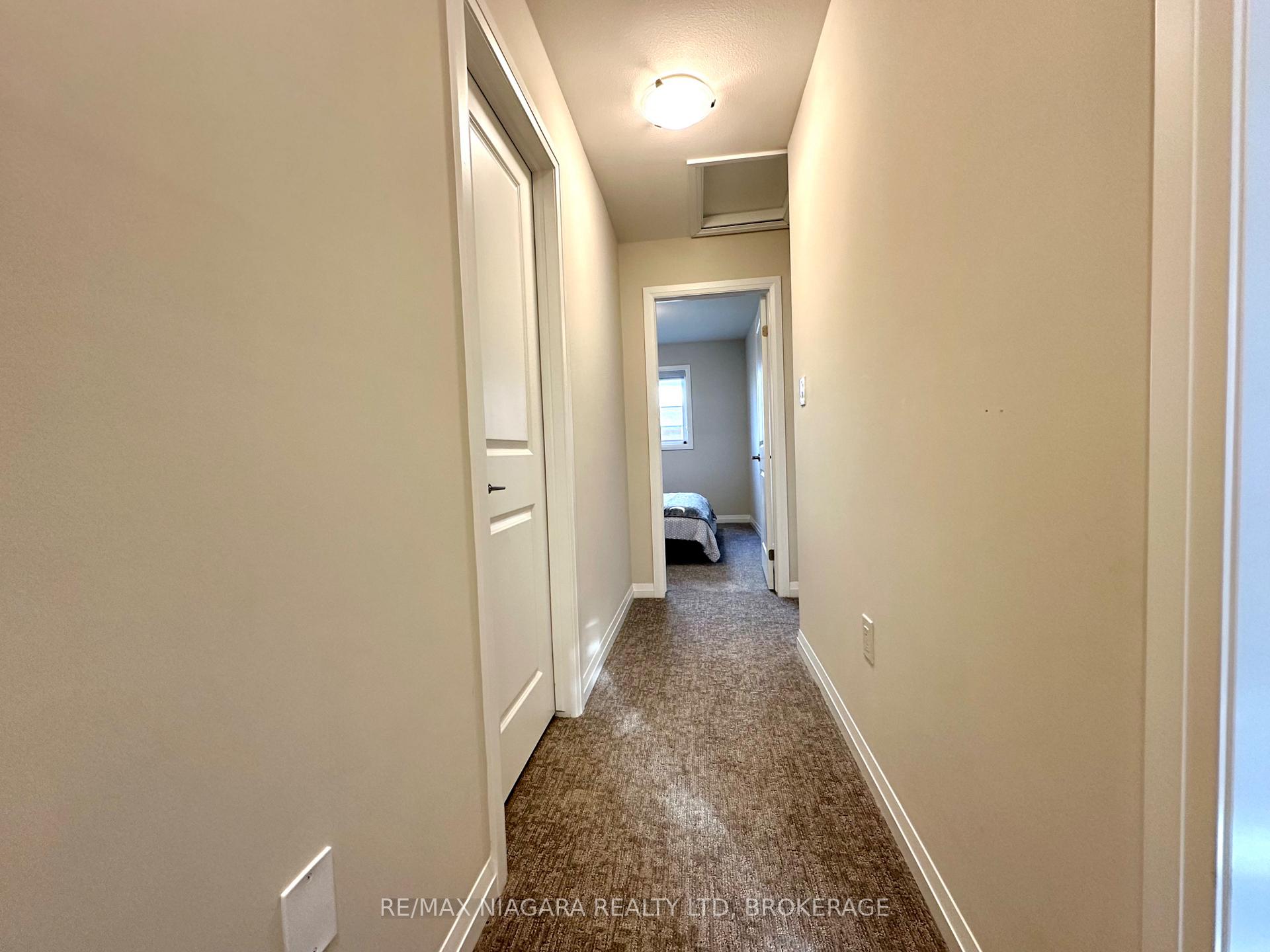 Photo 17 of 7358 Marvel Drive, Niagara Falls, Brown — HOMEH