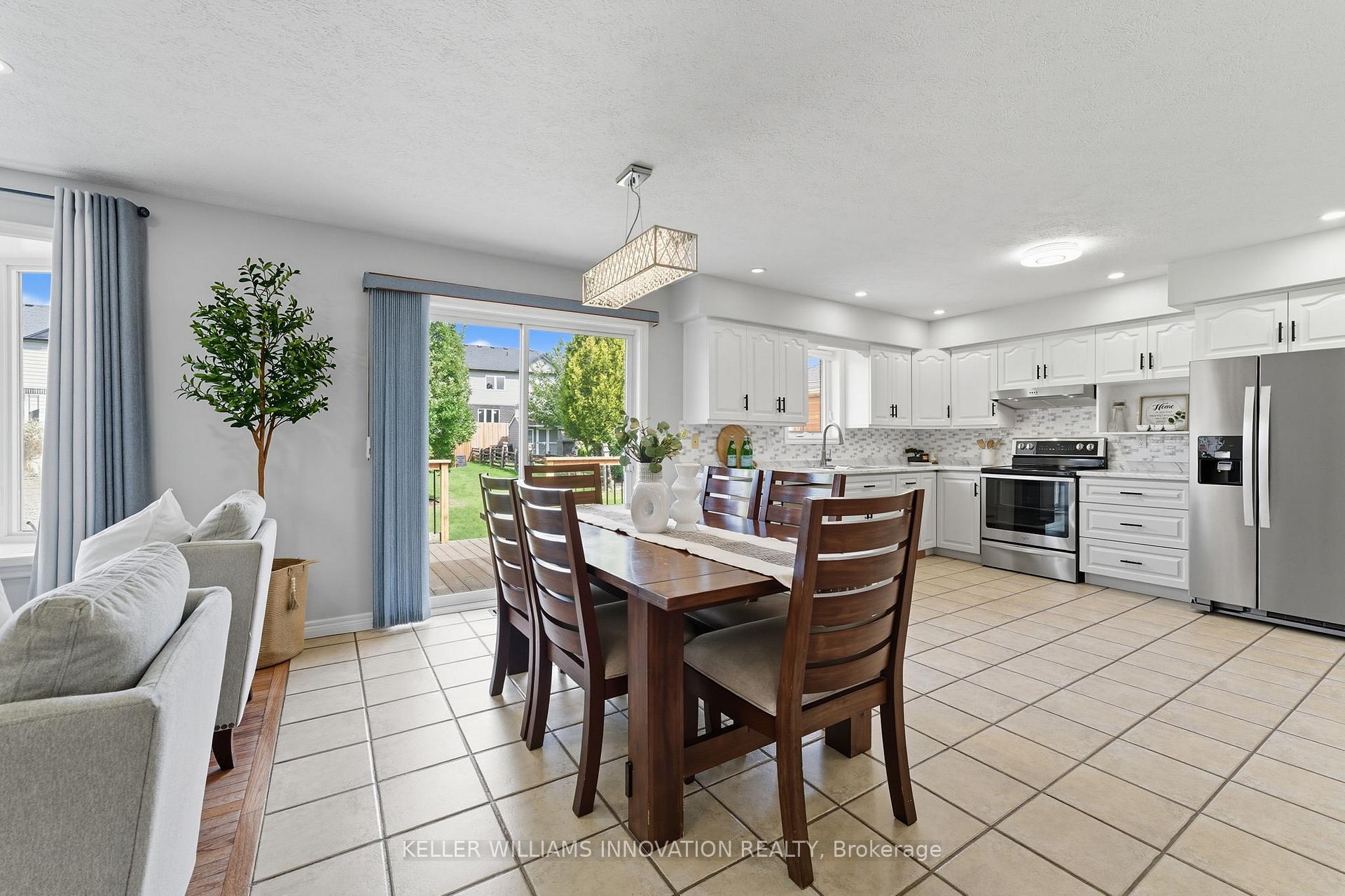 Photo 9 of 215 Bamford Drive, North Perth, Listowel — HOMEH
