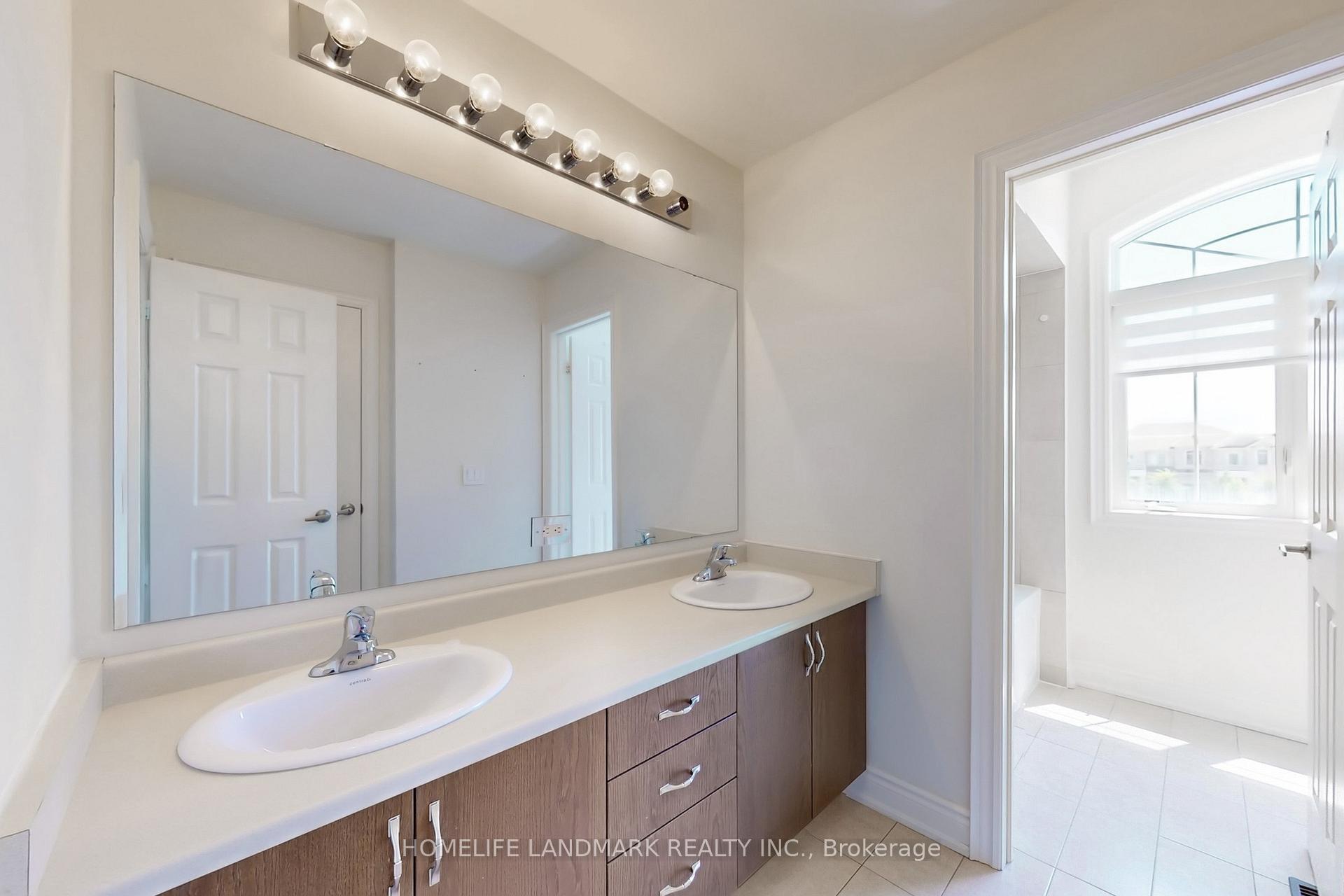 Photo 18 of 1533 Devine Point, Milton, Ford — HOMEH