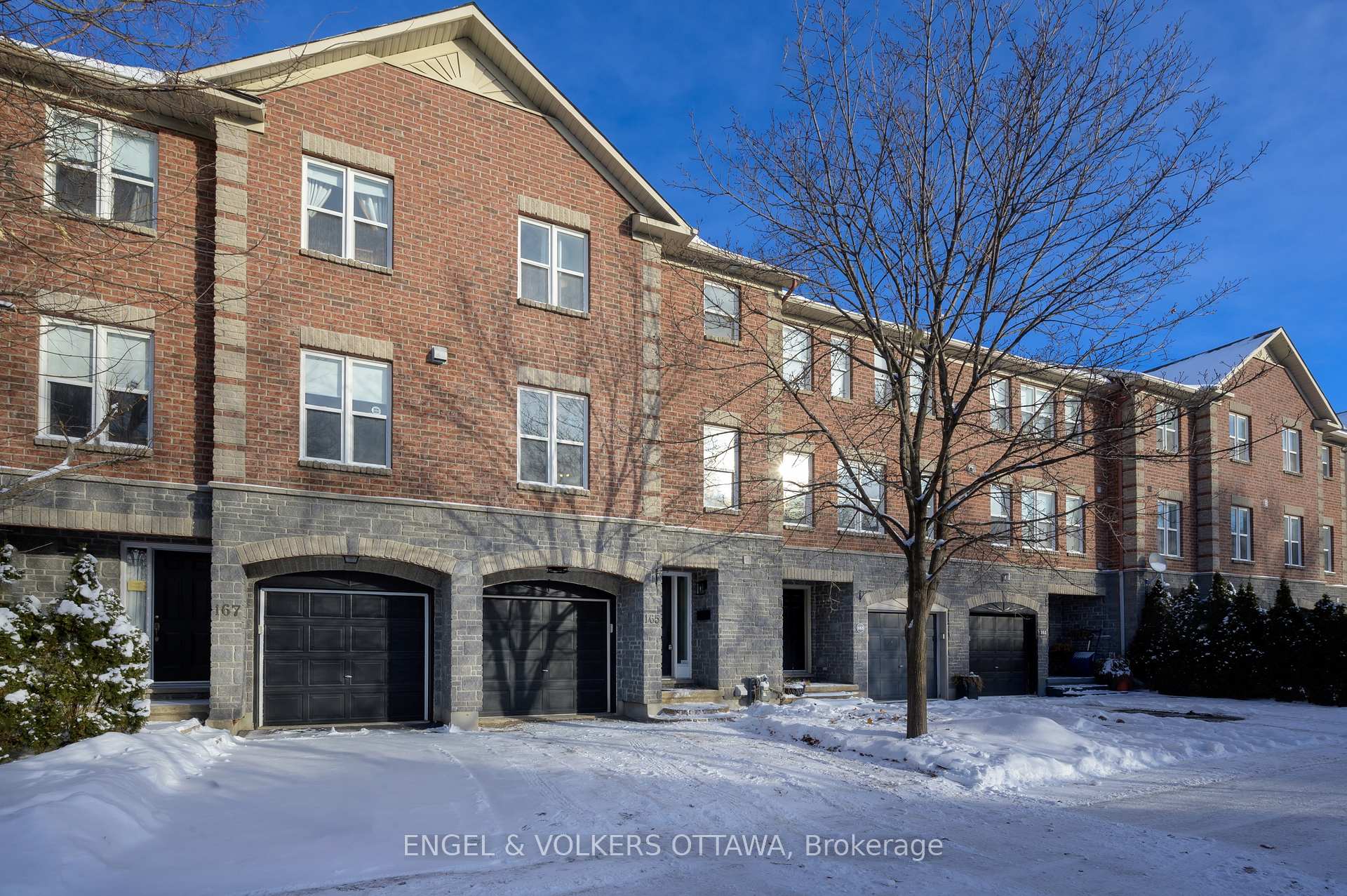 Photo 1 of 165 Arcola Private, Ottawa, Overbrook/Castle Heights — HOMEH