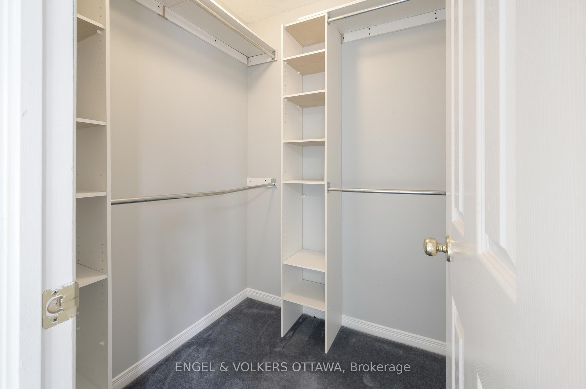Photo 23 of 165 Arcola Private, Ottawa, Overbrook/Castle Heights — HOMEH