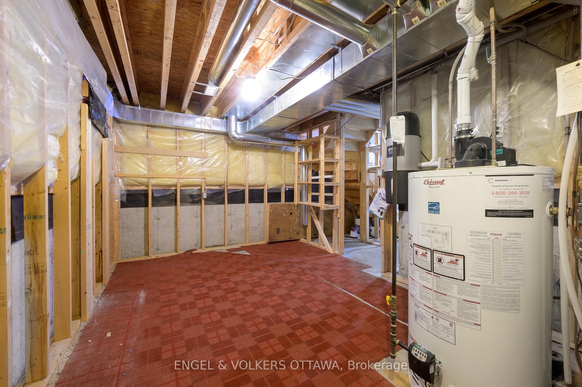 Photo 24 of 165 Arcola Private, Ottawa, Overbrook/Castle Heights — HOMEH