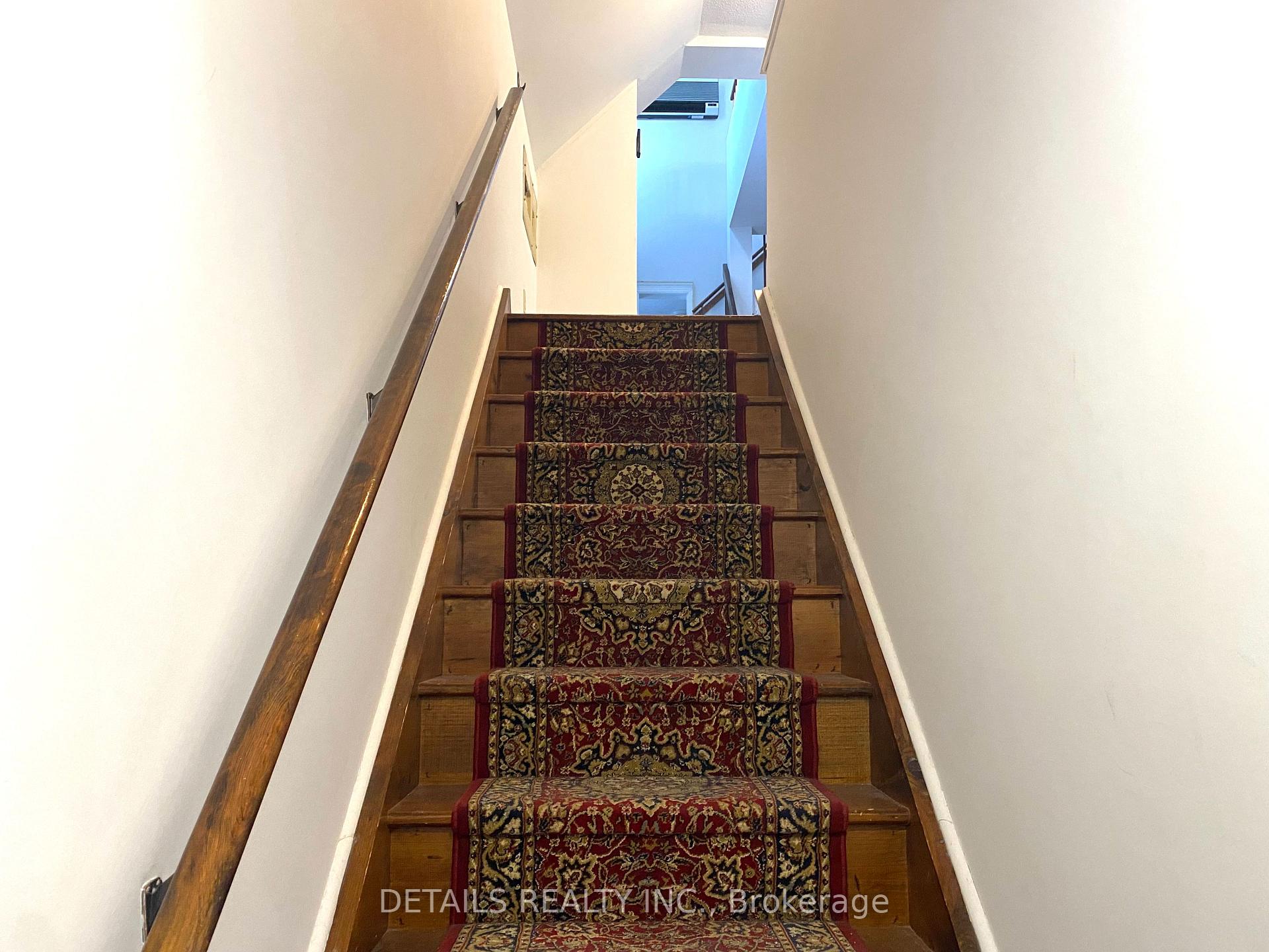 Photo 3 of Unit #2, 9 Gilmour Street W, Ottawa, Ottawa Centre/Golden Triangle — HOMEH