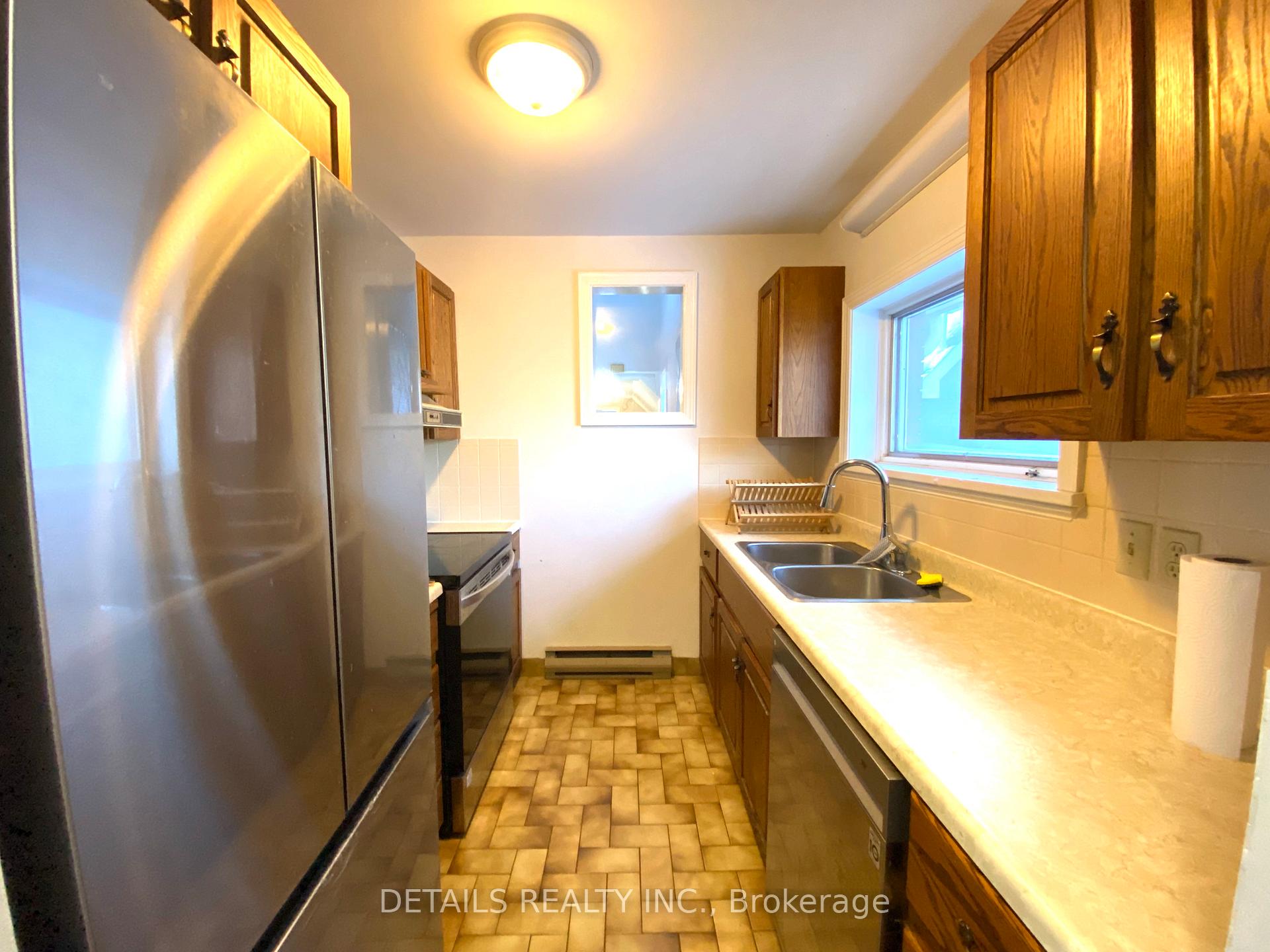 Photo 6 of Unit #2, 9 Gilmour Street W, Ottawa, Ottawa Centre/Golden Triangle — HOMEH