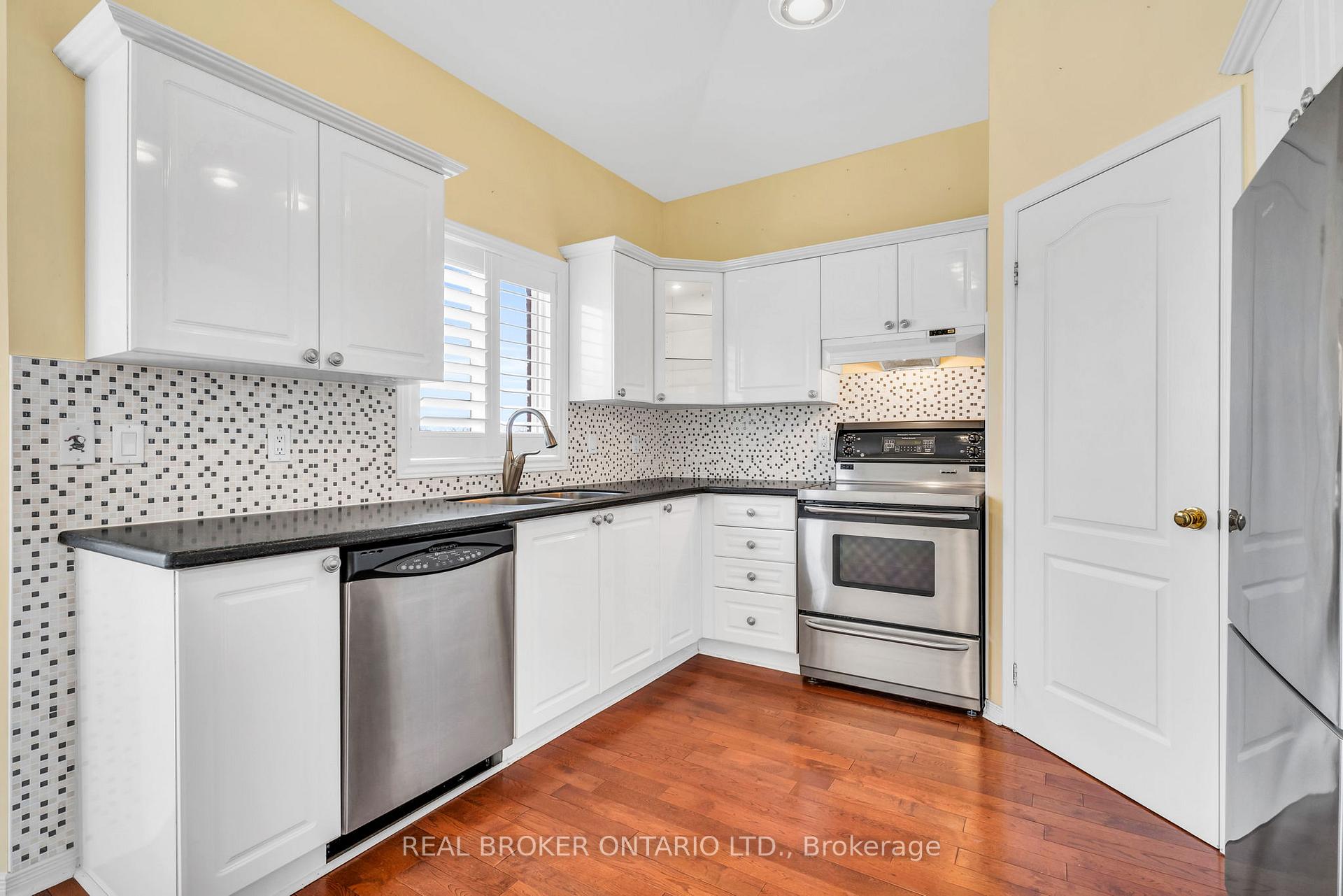 Photo 25 of 18 Appleton Drive, Orangeville — HOMEH