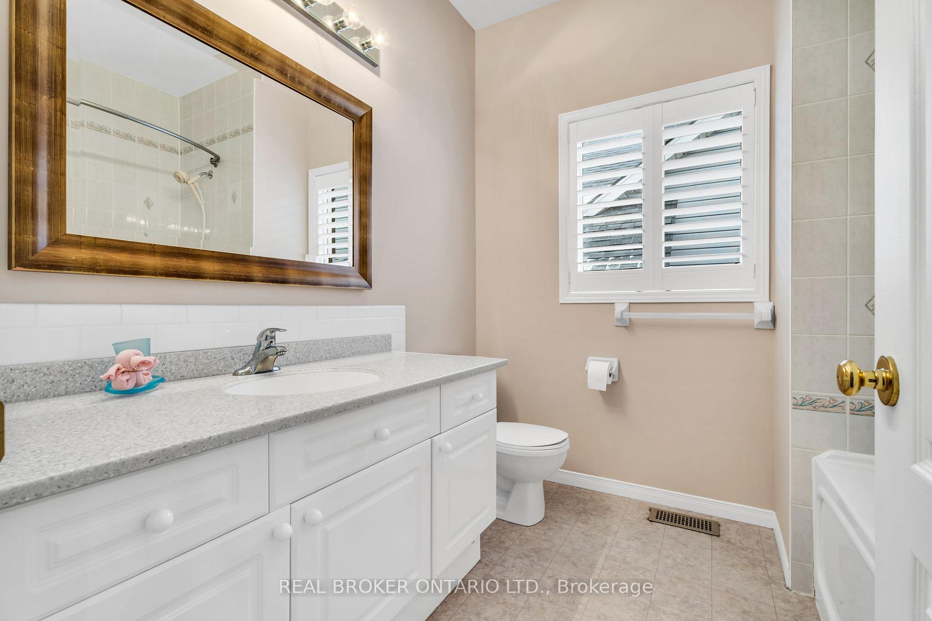 Photo 33 of 18 Appleton Drive, Orangeville — HOMEH