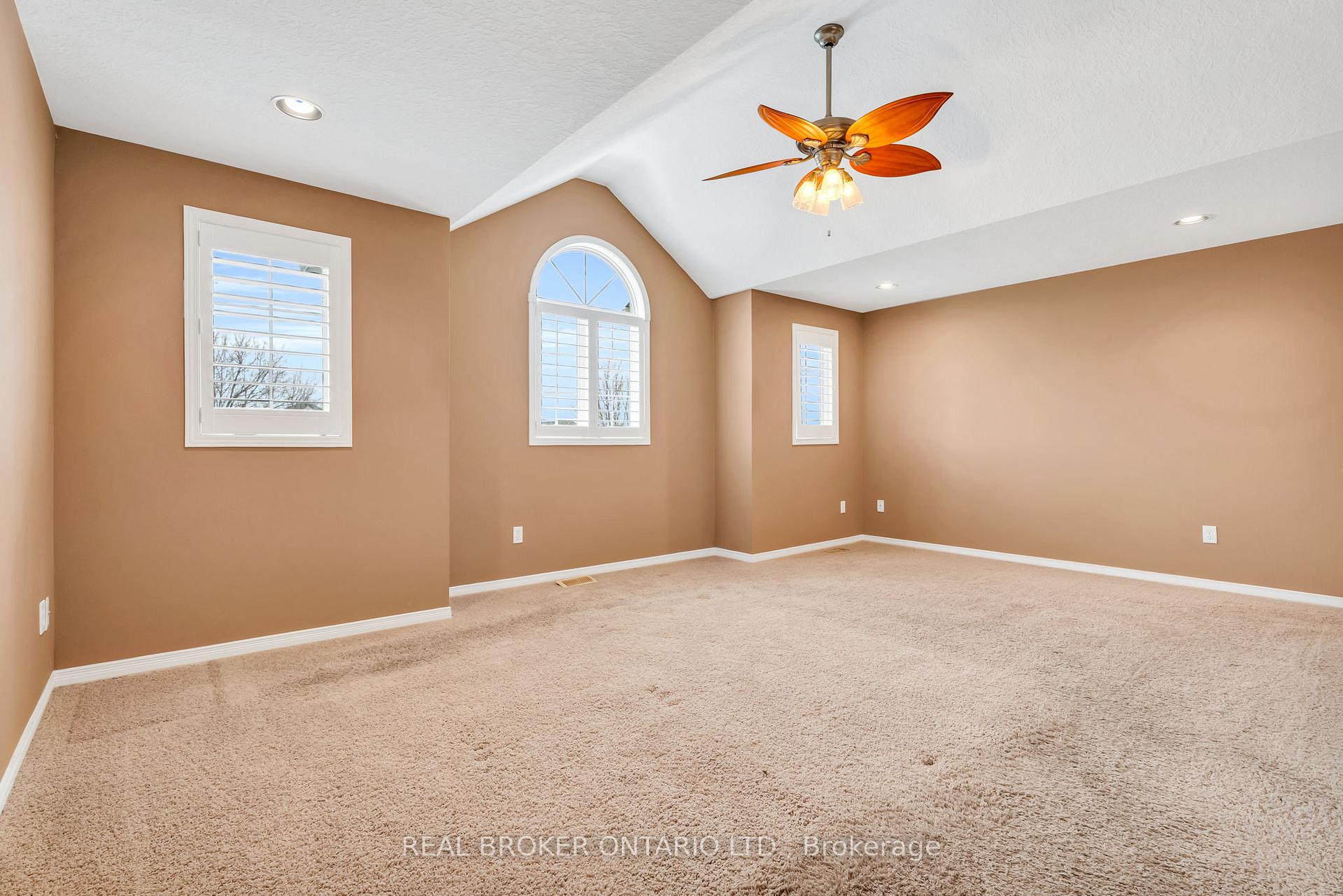 Photo 13 of 18 Appleton Drive, Orangeville — HOMEH