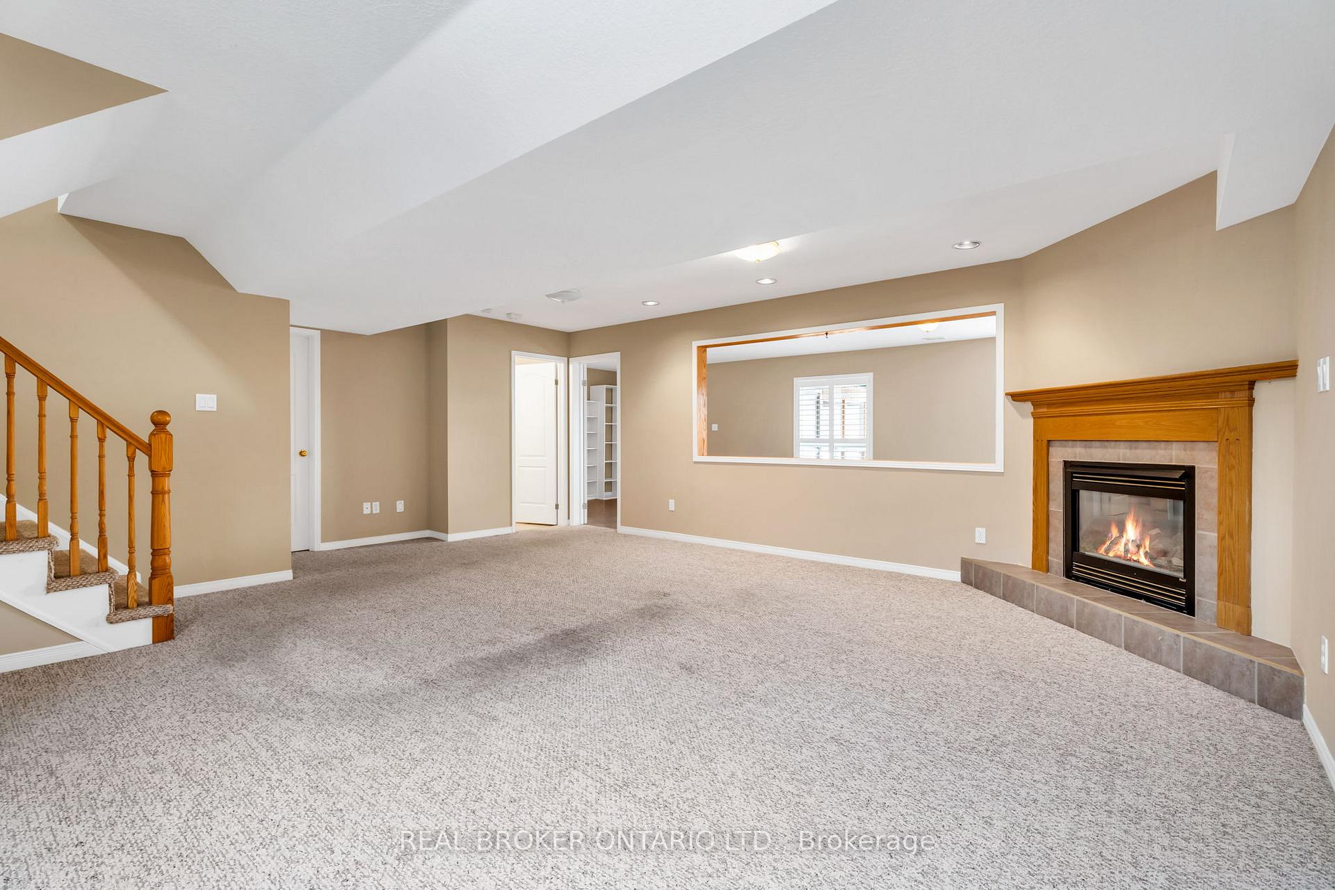 Photo 17 of 18 Appleton Drive, Orangeville — HOMEH