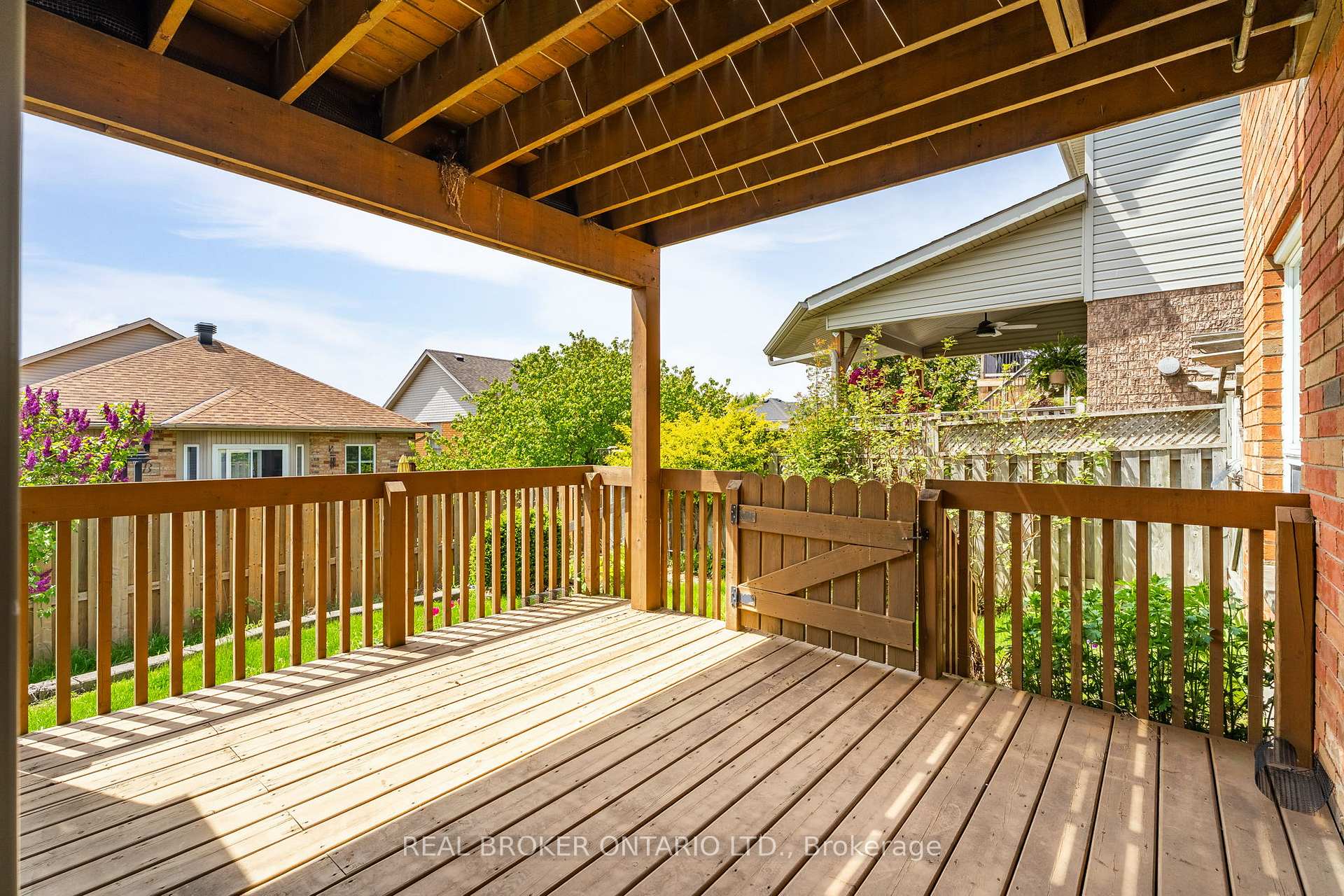 Photo 36 of 18 Appleton Drive, Orangeville — HOMEH