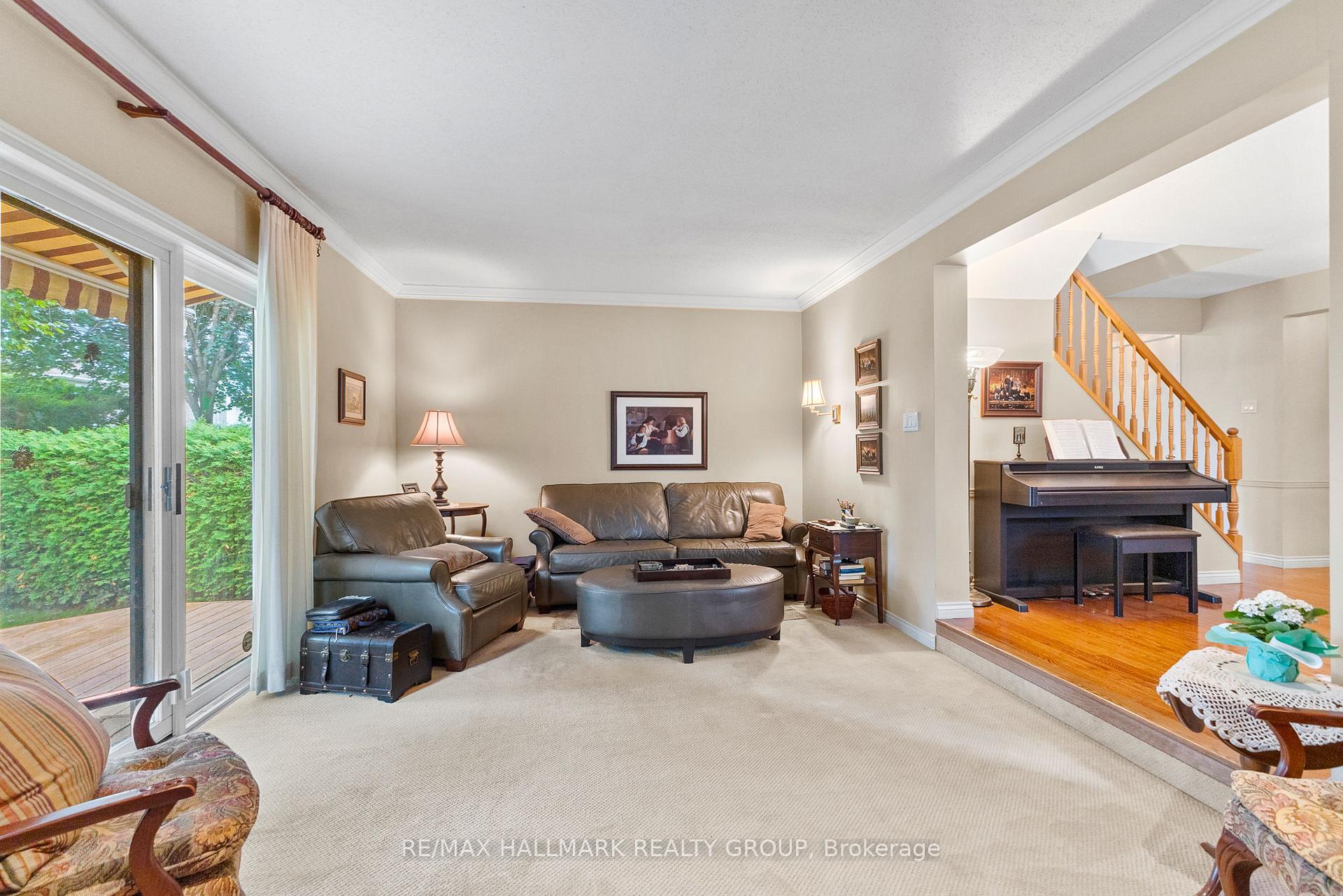 Photo 11 of 6100 Willowbark Drive, Ottawa, Chapel Hill — HOMEH