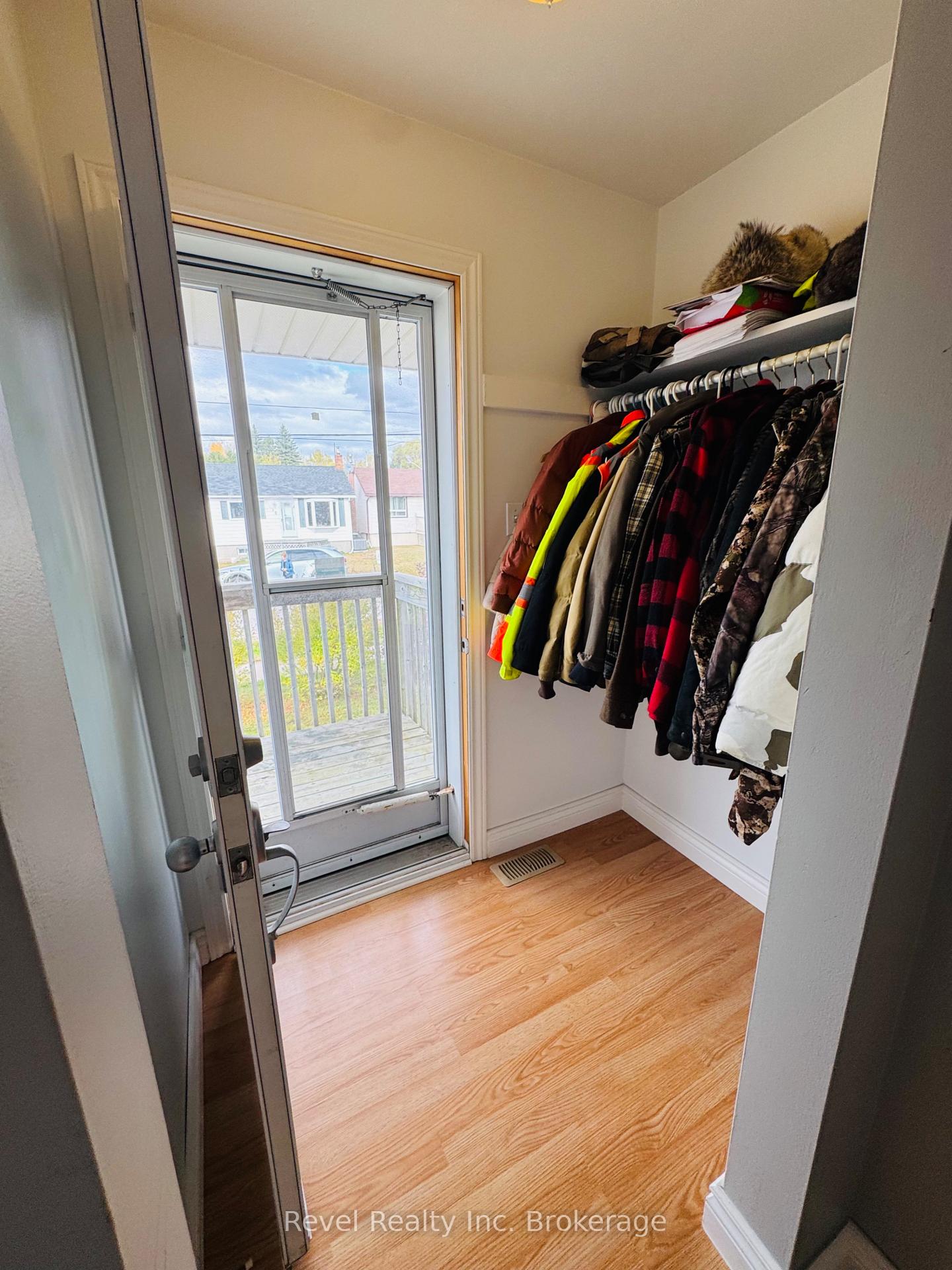 Photo 5 of 2131 Pearson Street, North Bay, Widdifield — HOMEH