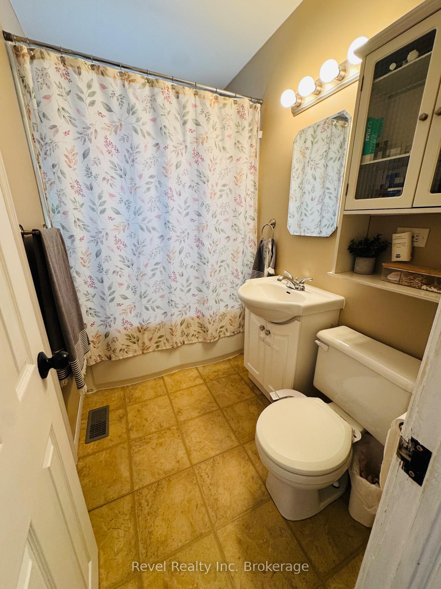 Photo 16 of 2131 Pearson Street, North Bay, Widdifield — HOMEH